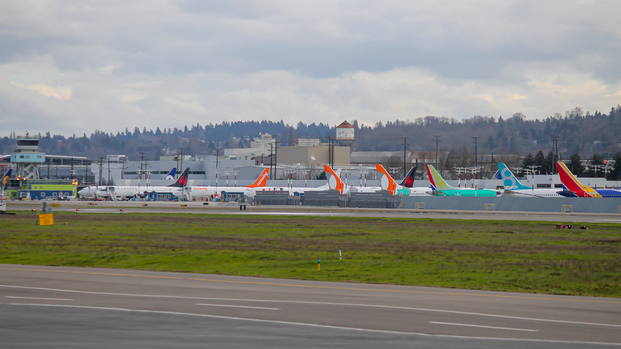 Full size: Airport Photo  at Boeing Field/King County International Airport
