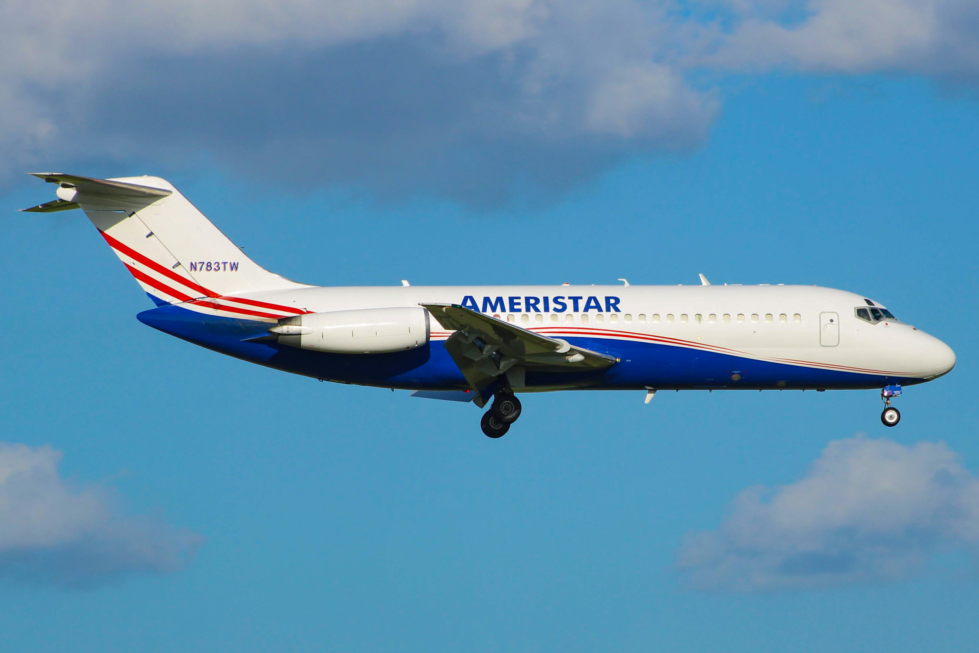 Full size: Ameristar Jet Charter McDonnell Douglas DC-9 N783TW at Dallas-Fort Worth International Airport