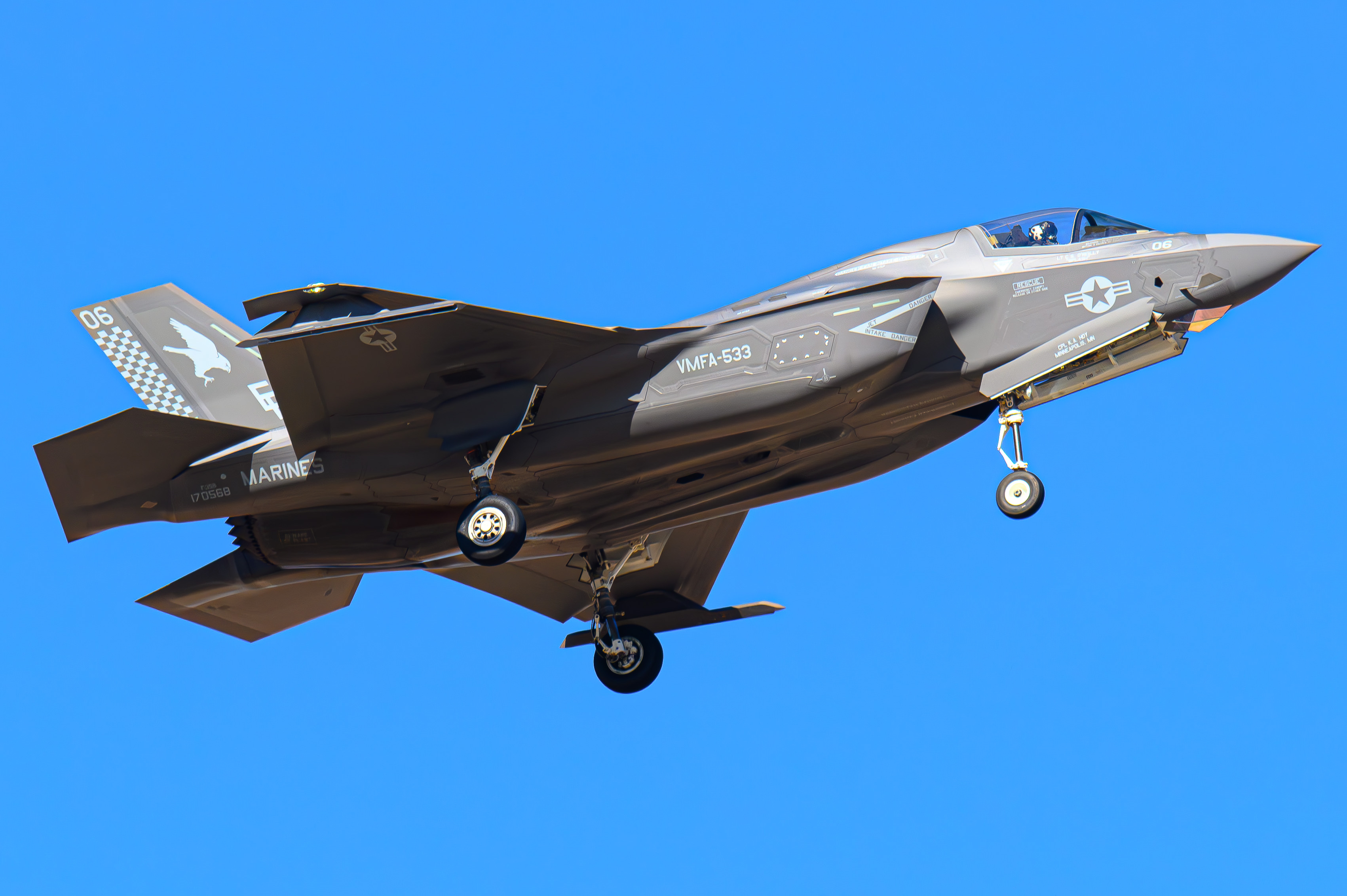 Full size: USMC - United States Marine Corp Lockheed Martin F-35 Lightning 170568 at 