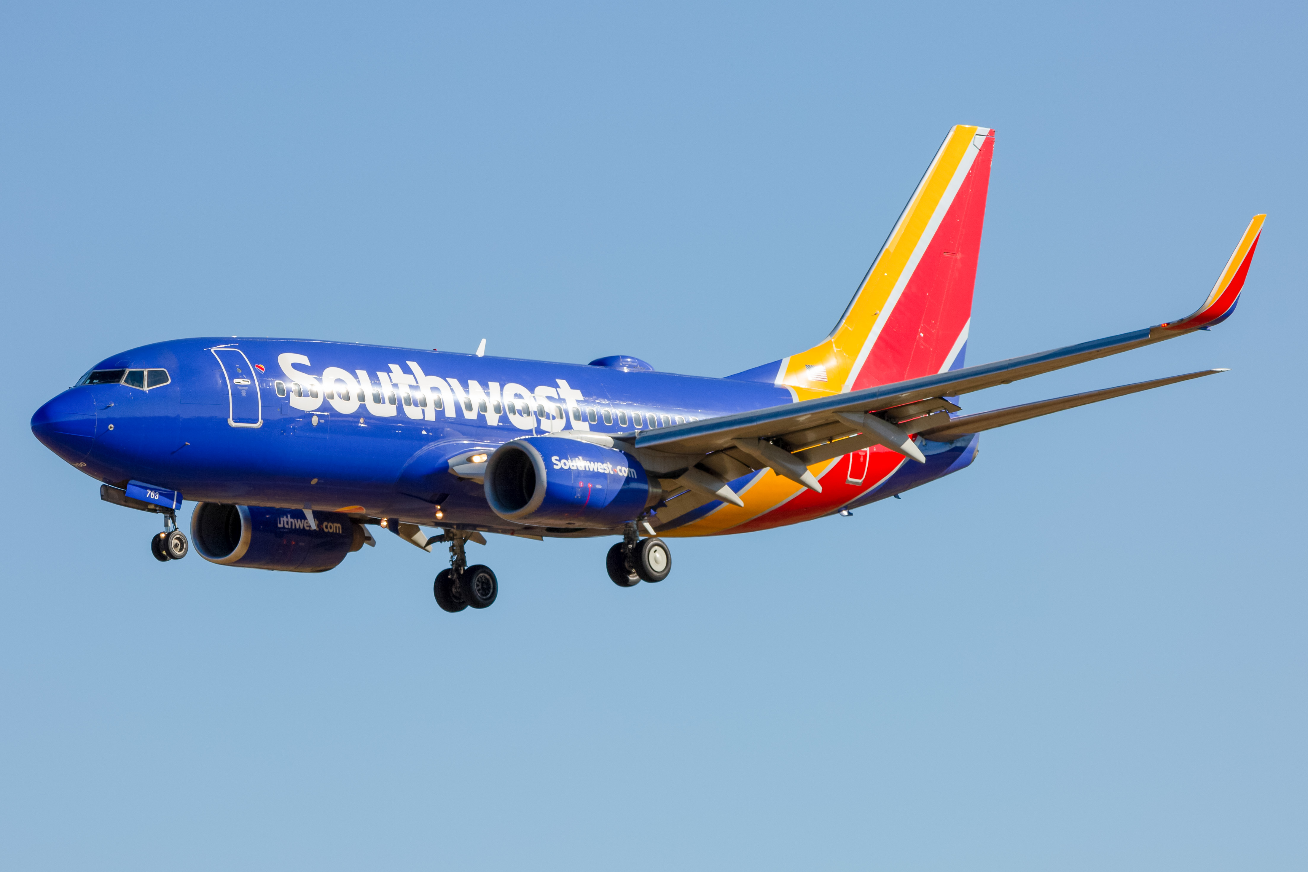 Full size: Southwest Airlines Boeing 737-700 N763SW at Baltimore/Washington International Thurgood Marshall Airport