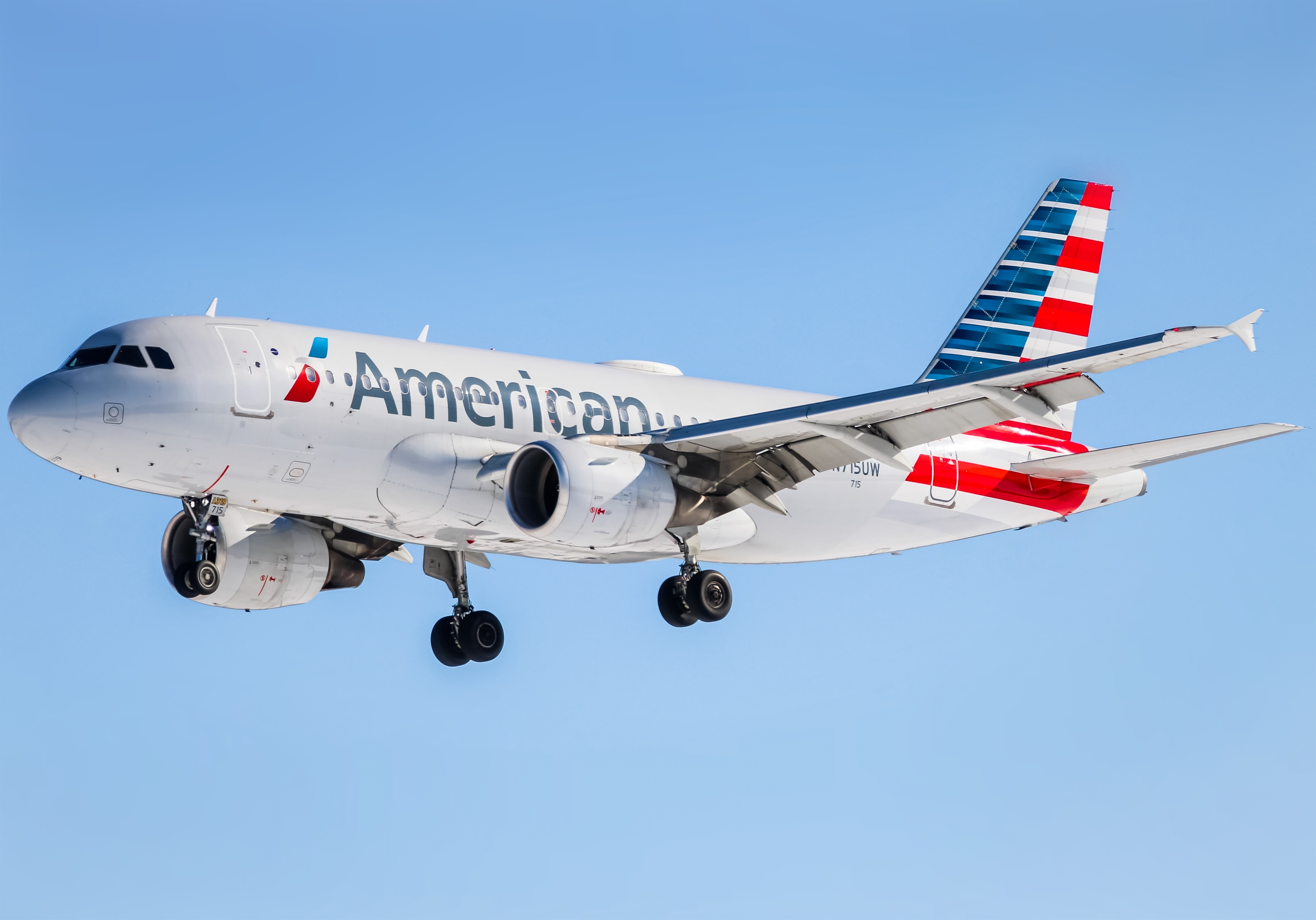 Full size: American Airlines Airbus A319 N715UW at Baltimore/Washington International Thurgood Marshall Airport