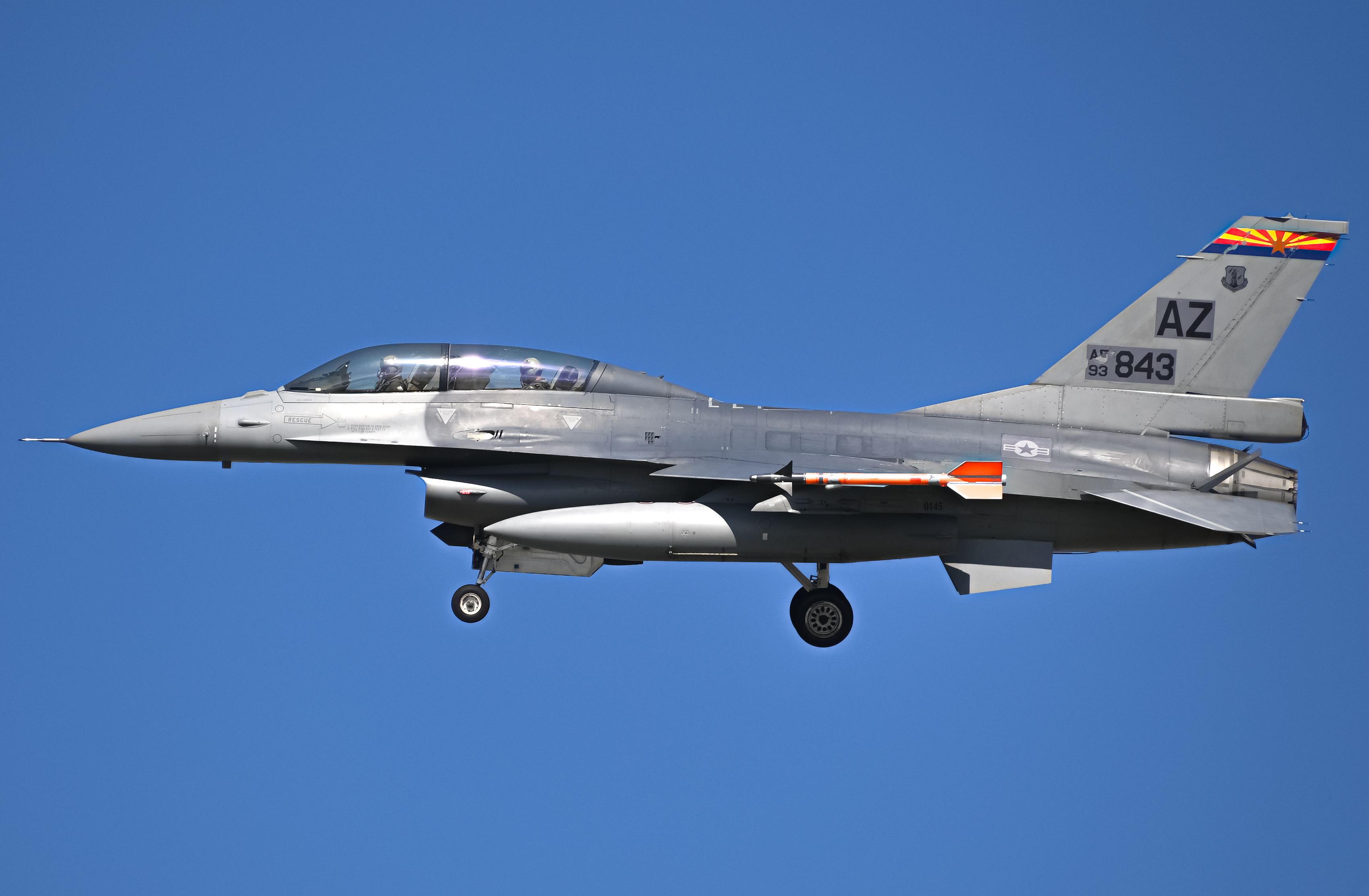 Full size: USAF - United States Air Force General Dynamics F-16 Fighting Falcon 93-0843 at North Island NAS