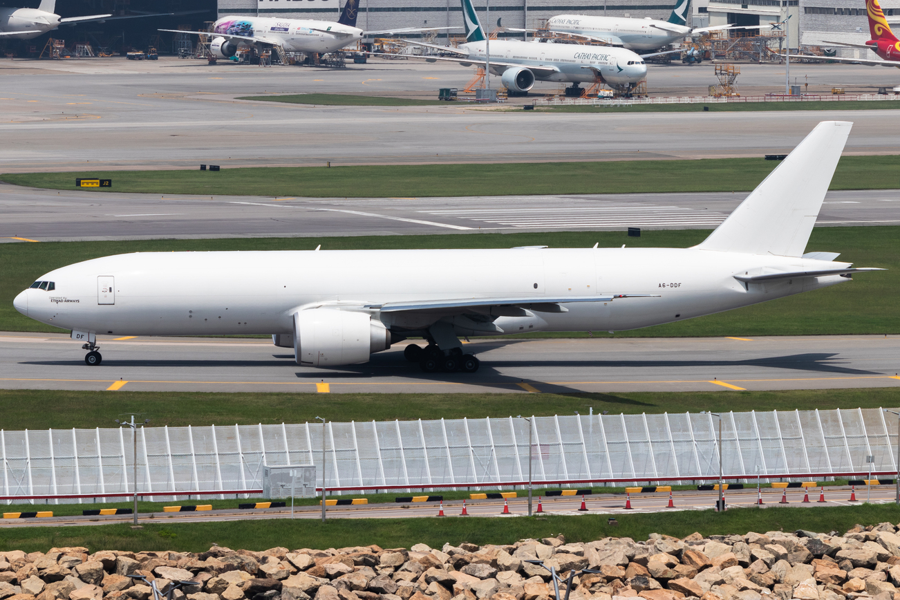 Full size: Etihad Airways Boeing 777-F A6-DDF at Hong Kong International Airport