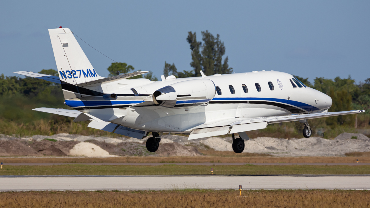 Full size: PRIVATE Cessna Citation 560XL Excel N327MM at Naples Municipal Airport