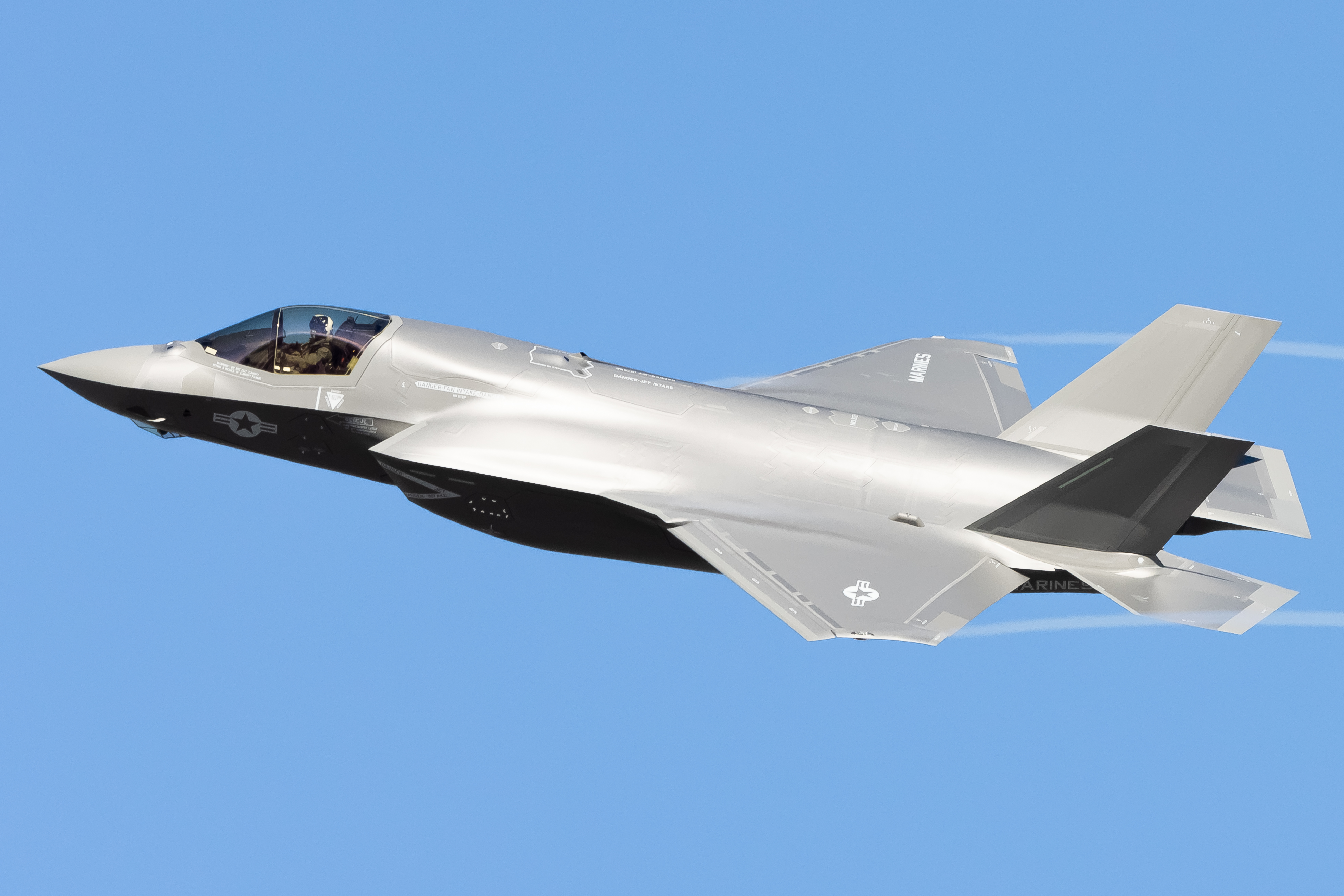 Full size: USMC- United States Marine Corp Lockheed Martin F-35 Lightning 169916 at Boise Air Terminal/Gowen Field