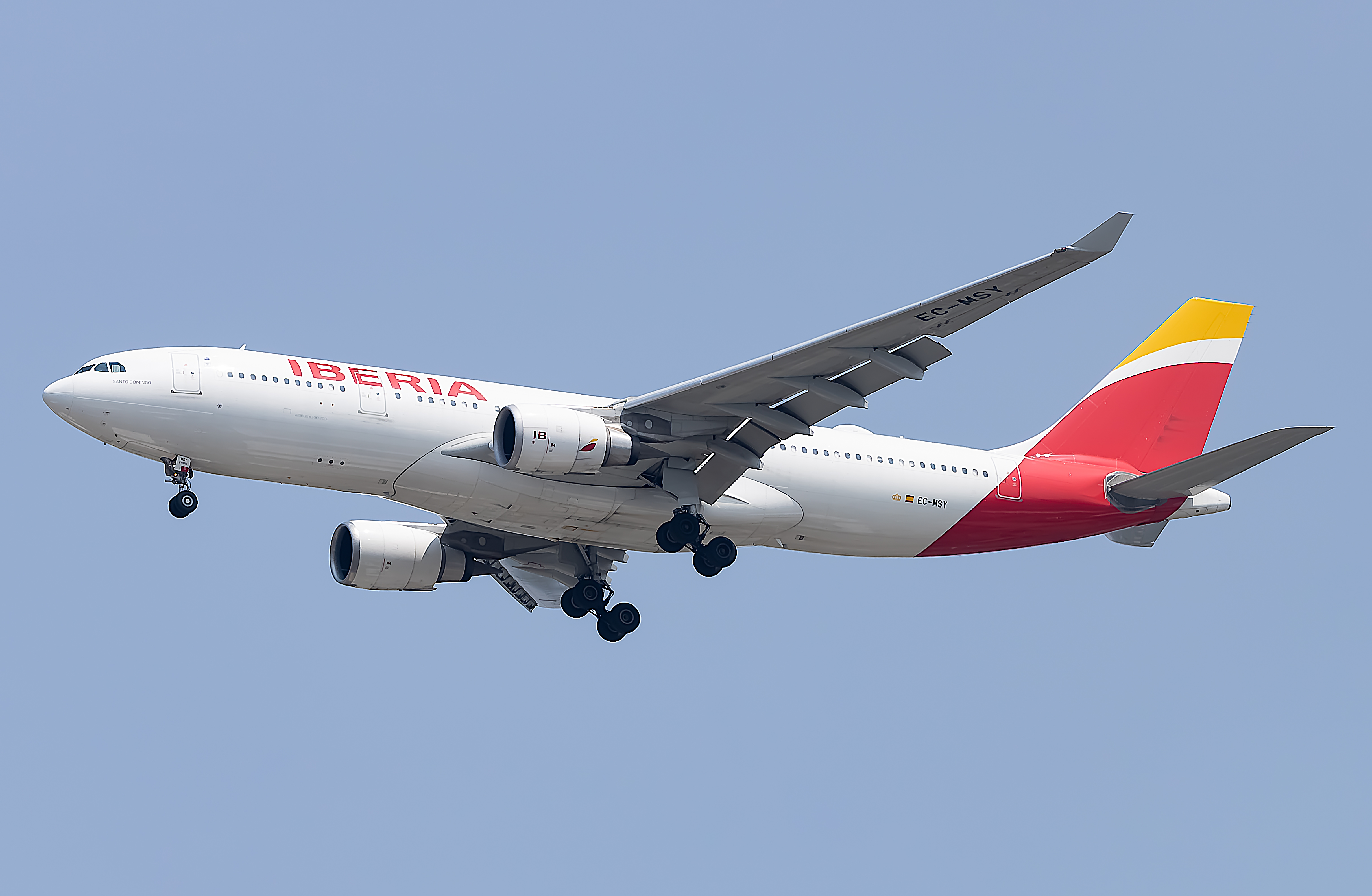 Full size: Iberia Airbus A330-200 EC-MSY at Washington Dulles International Airport