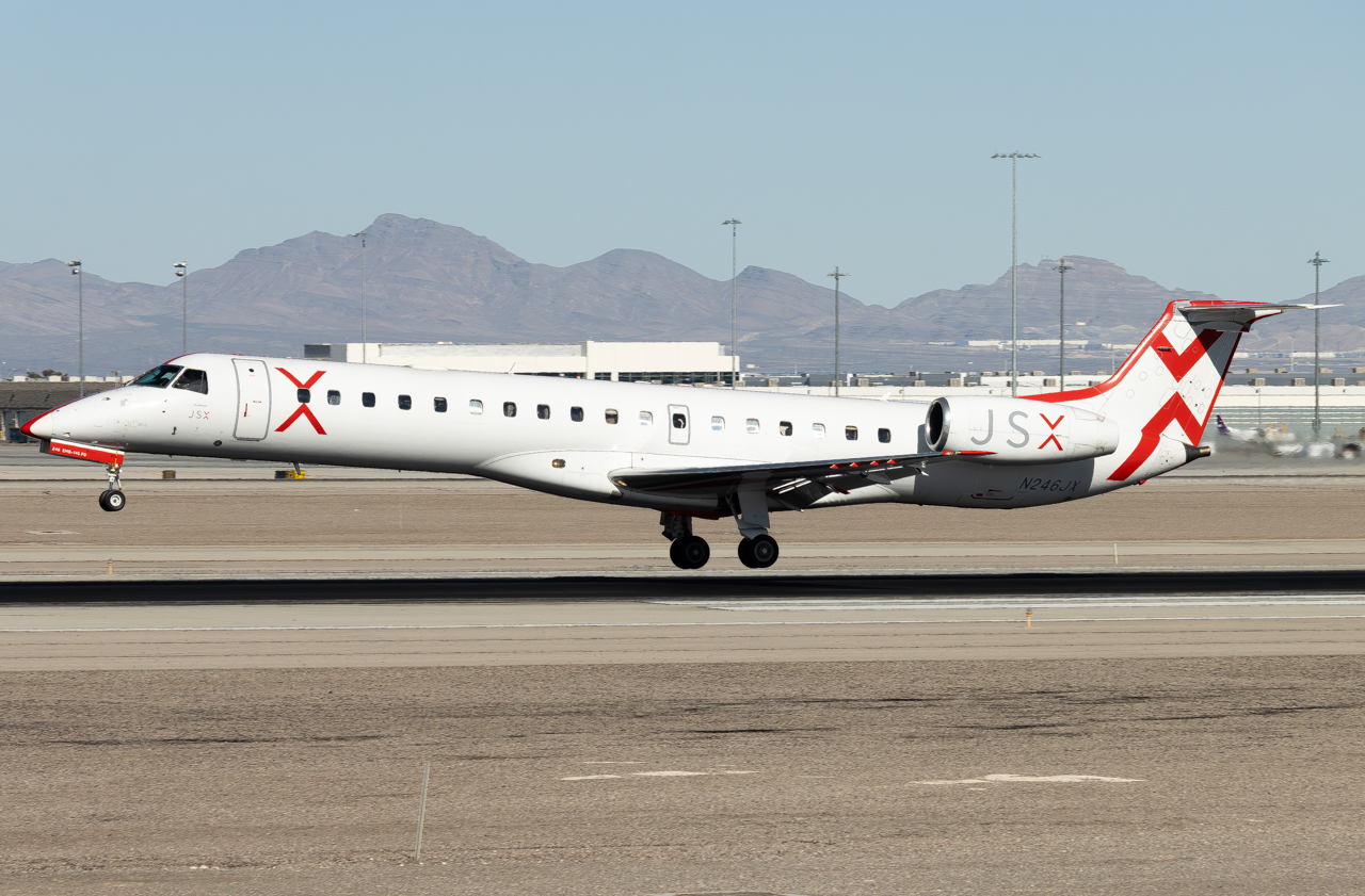 Full size: JSX Embraer ERJ145 N246JX at Harry Reid International Airport