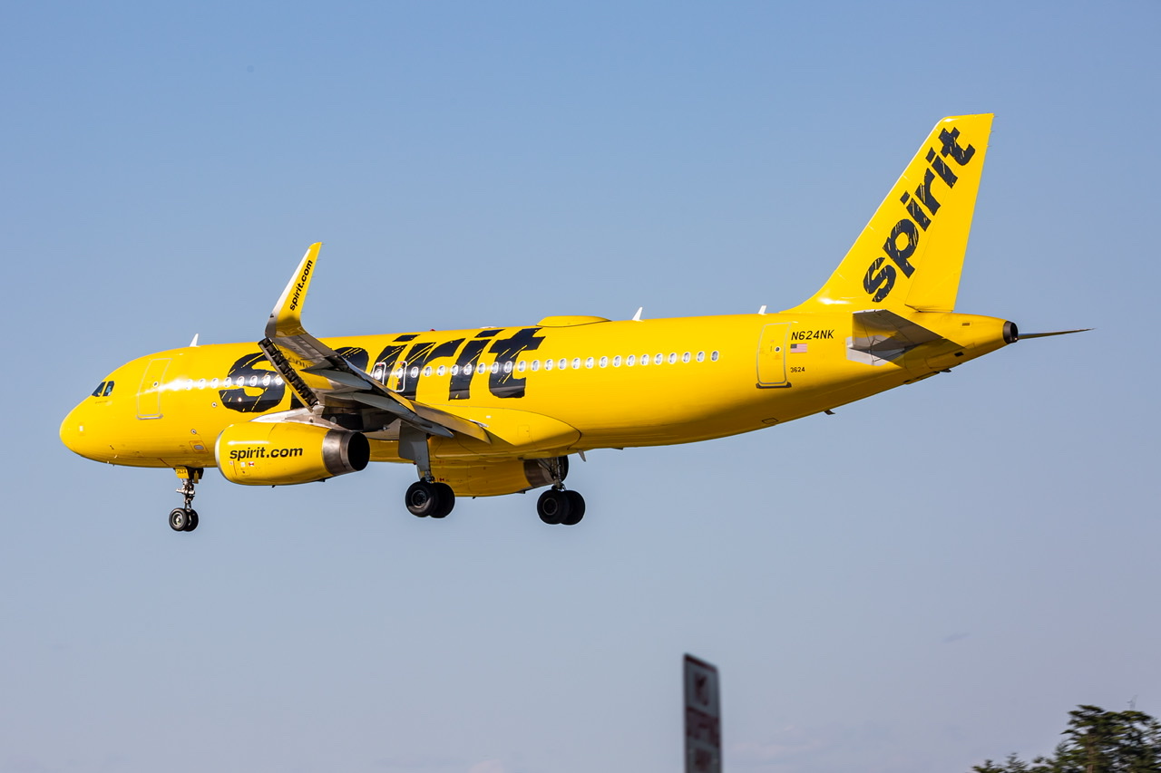 Full size: Spirit Airlines Airbus A320 N624NK at Baltimore/Washington International Thurgood Marshall Airport