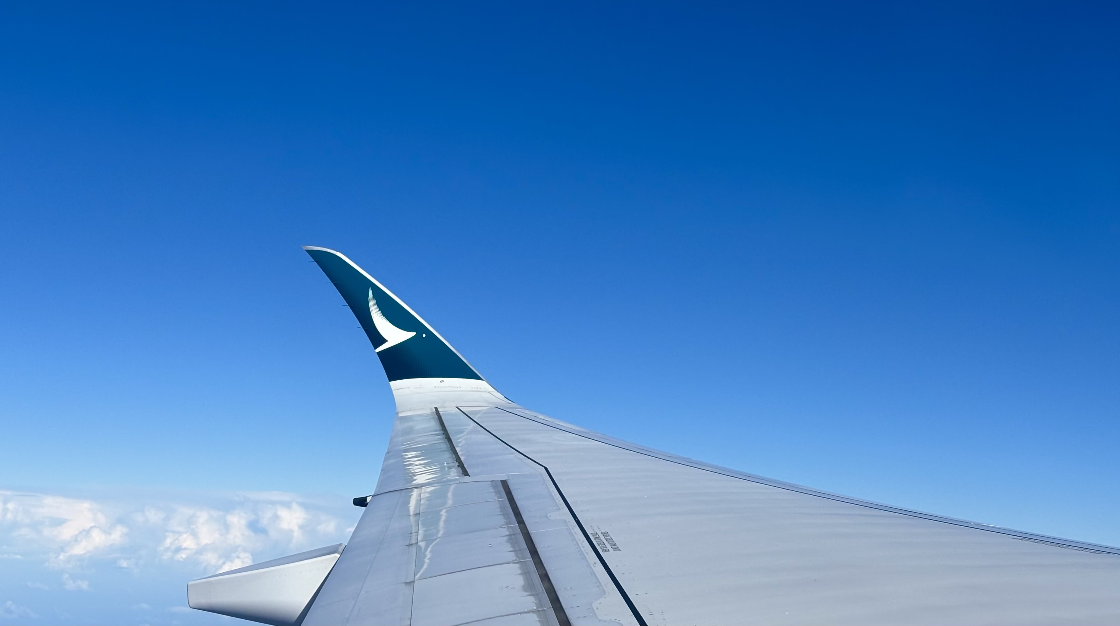 Full size: Cathay Pacific Airbus A350-900 B-LQB at Auckland International Airport