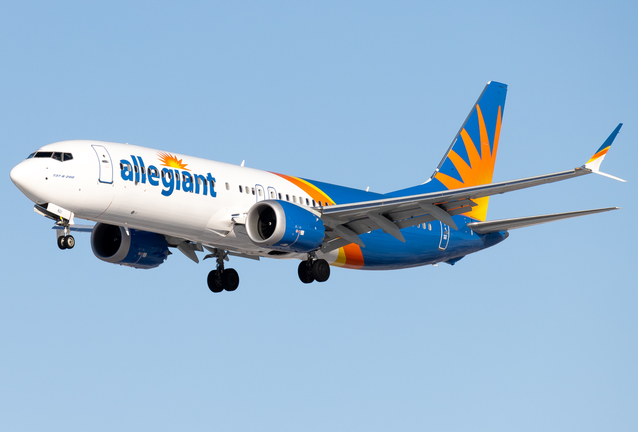 Full size: Allegiant Air Boeing 737 MAX 8 N821NV at Hector International Airport