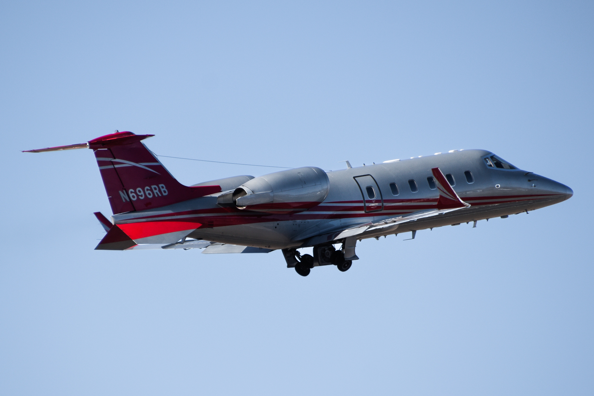 Full size: PRIVATE Learjet 60 N696RB at Rocky Mountain Metro Airport