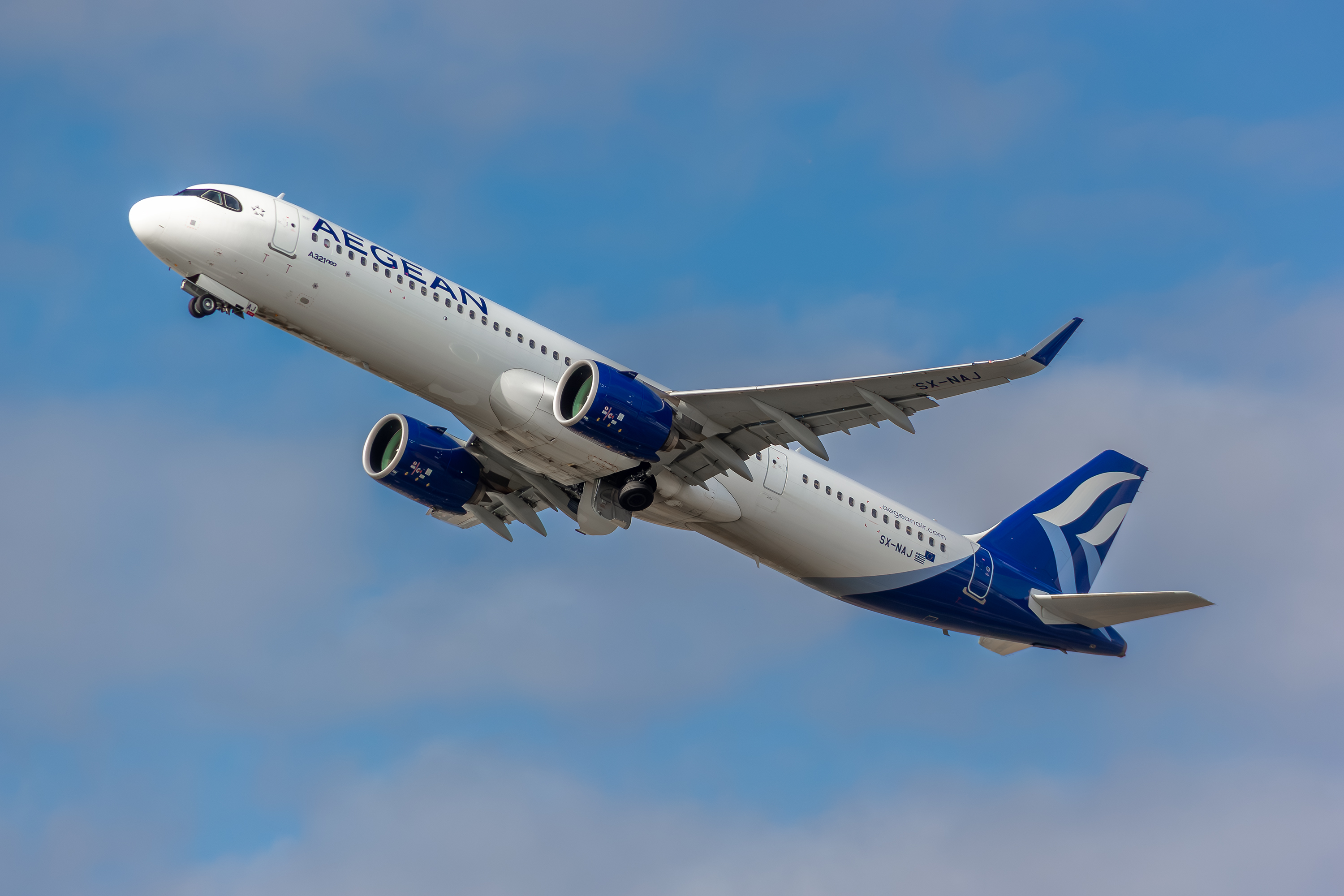 Full size: Aegean Airlines Airbus A321-271NX SX-NAJ at London Heathrow International Airport