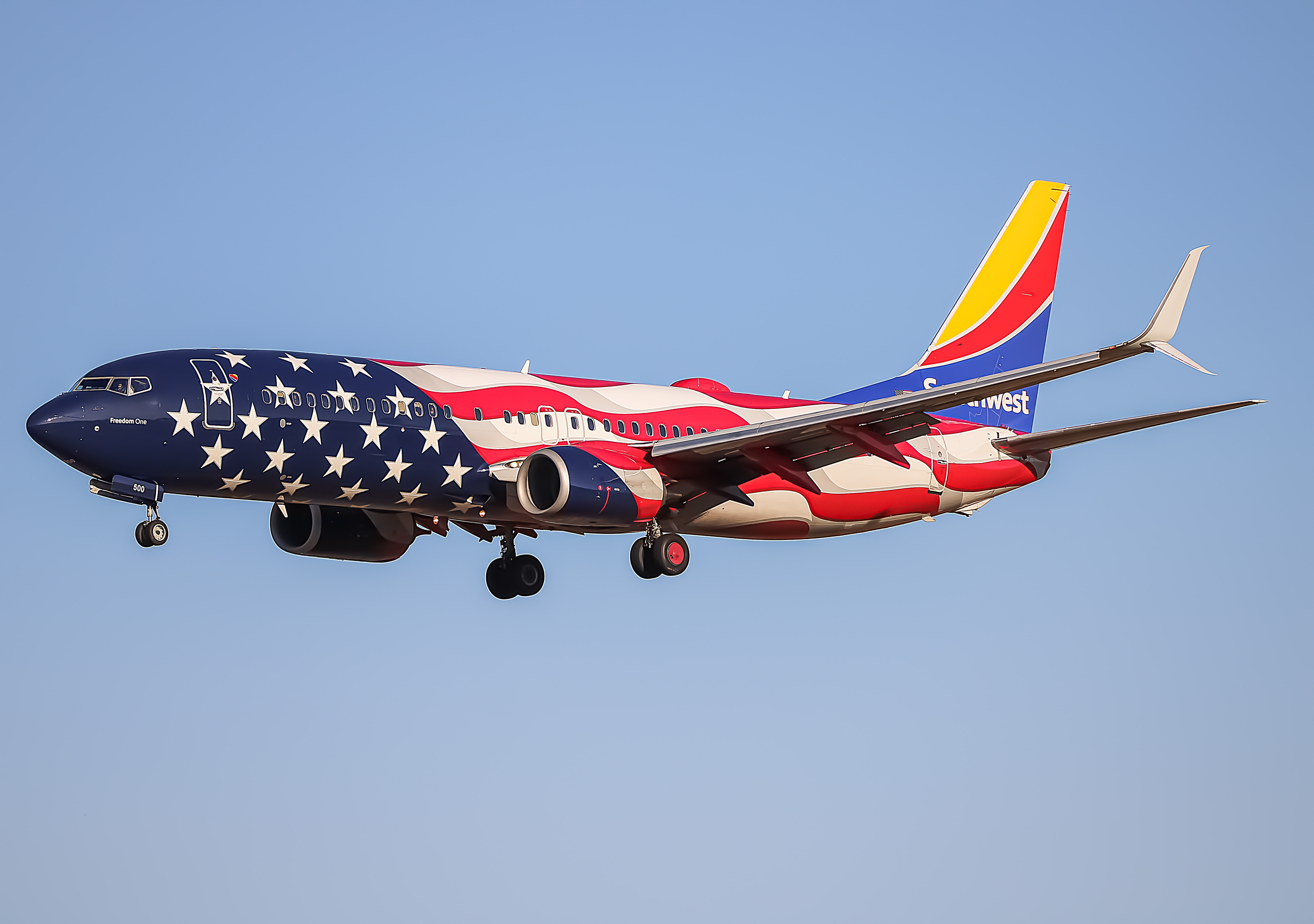 Full size: Southwest Airlines Boeing 737-800 N500WR at Baltimore/Washington International Thurgood Marshall Airport