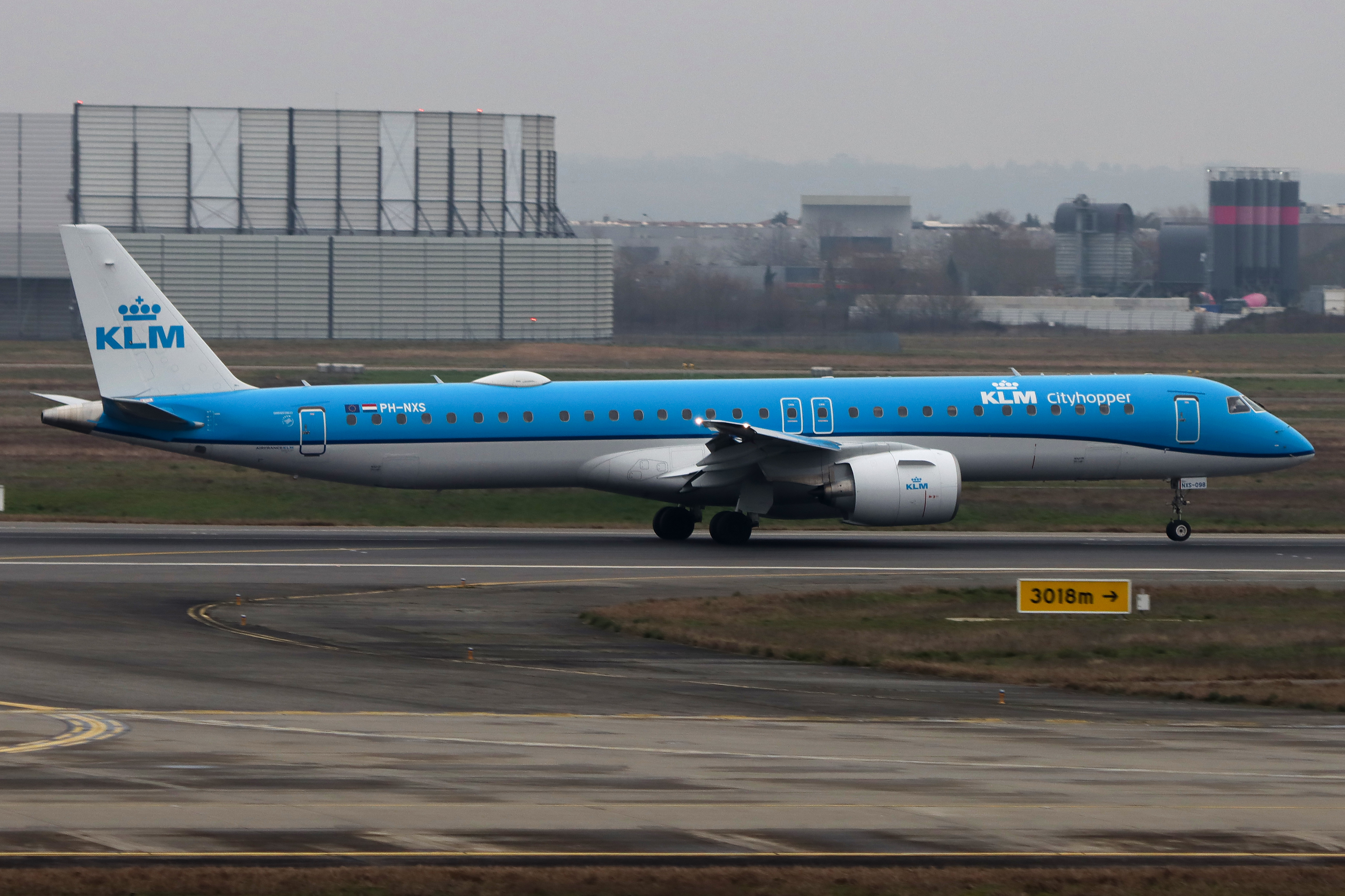 Full size: KLM CityHopper Embraer E195-E2 PH-NXS at Toulouse Blagnac Airport