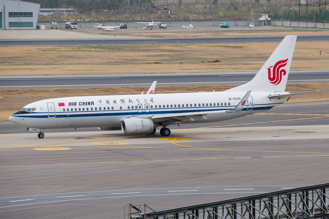 Full size: Air China Boeing 737-800 B-1529 at Seoul-Gimpo International Airport