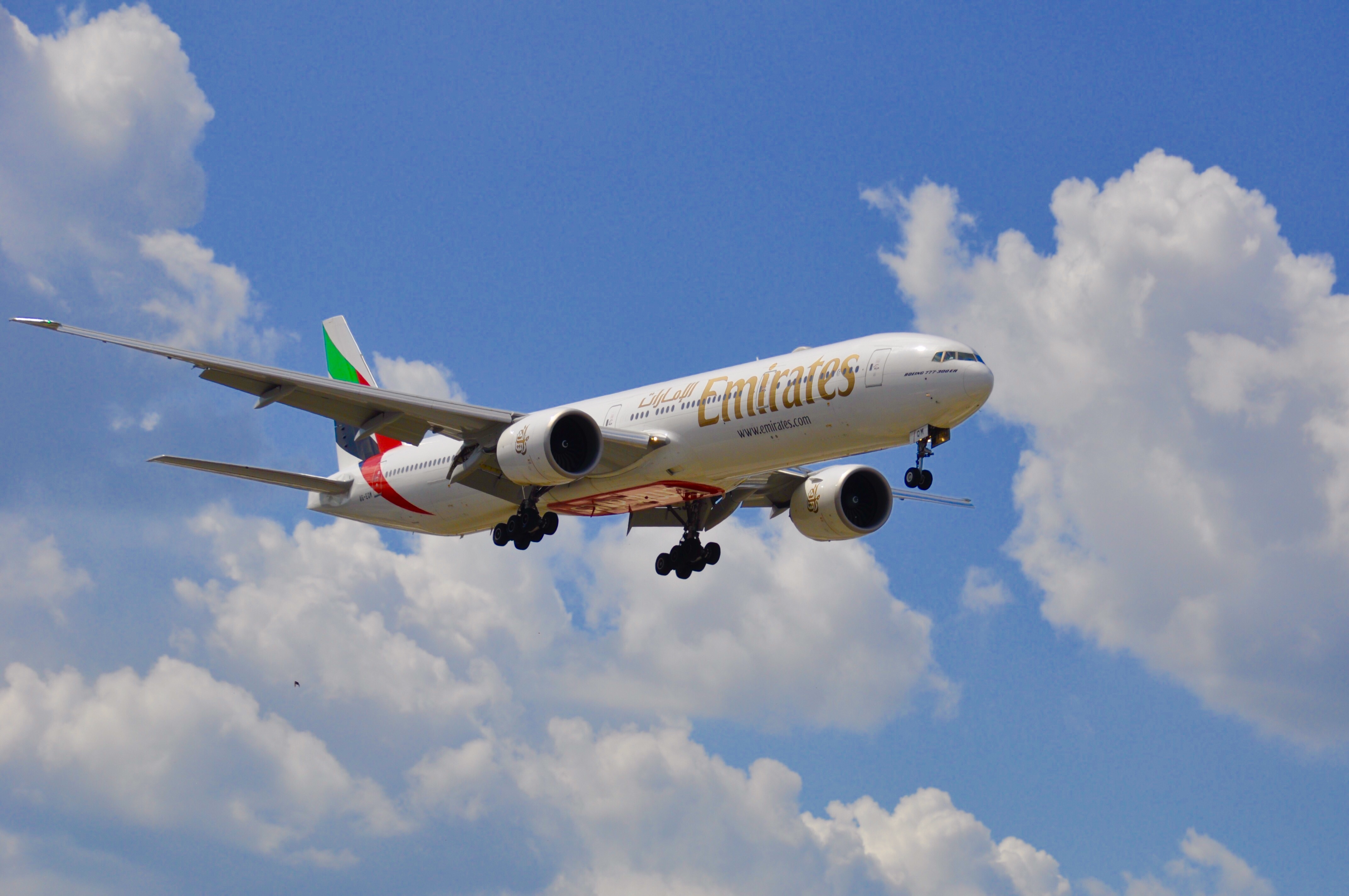 Full size: Emirates Boeing 777-300ER A6-EQK at Chicago O'Hare International Airport