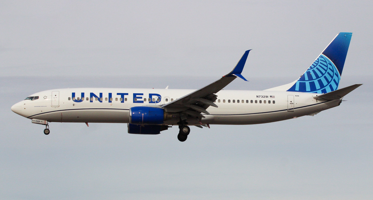 Full size: United Airlines Boeing 737-800 N73291 at Harry Reid International Airport