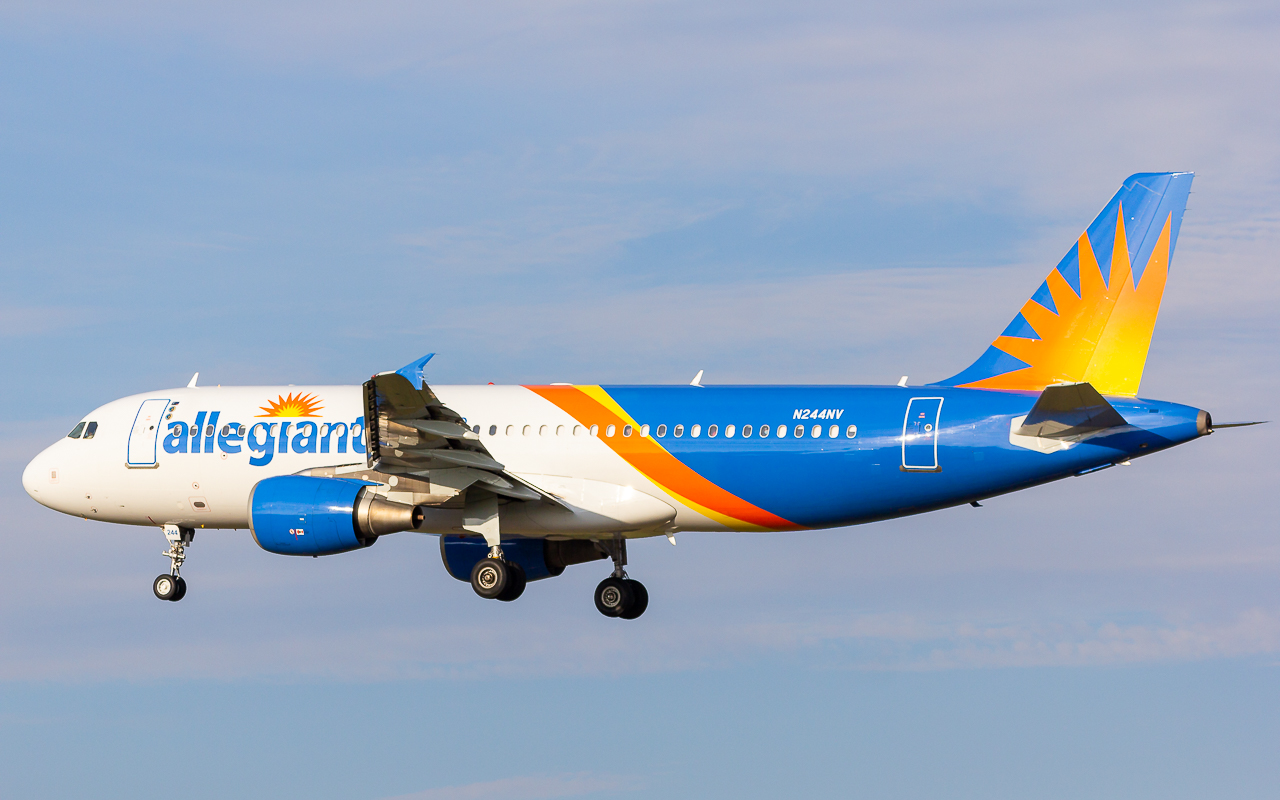 Full size: Allegiant Air Airbus A320 N244NV at Richmond Airport