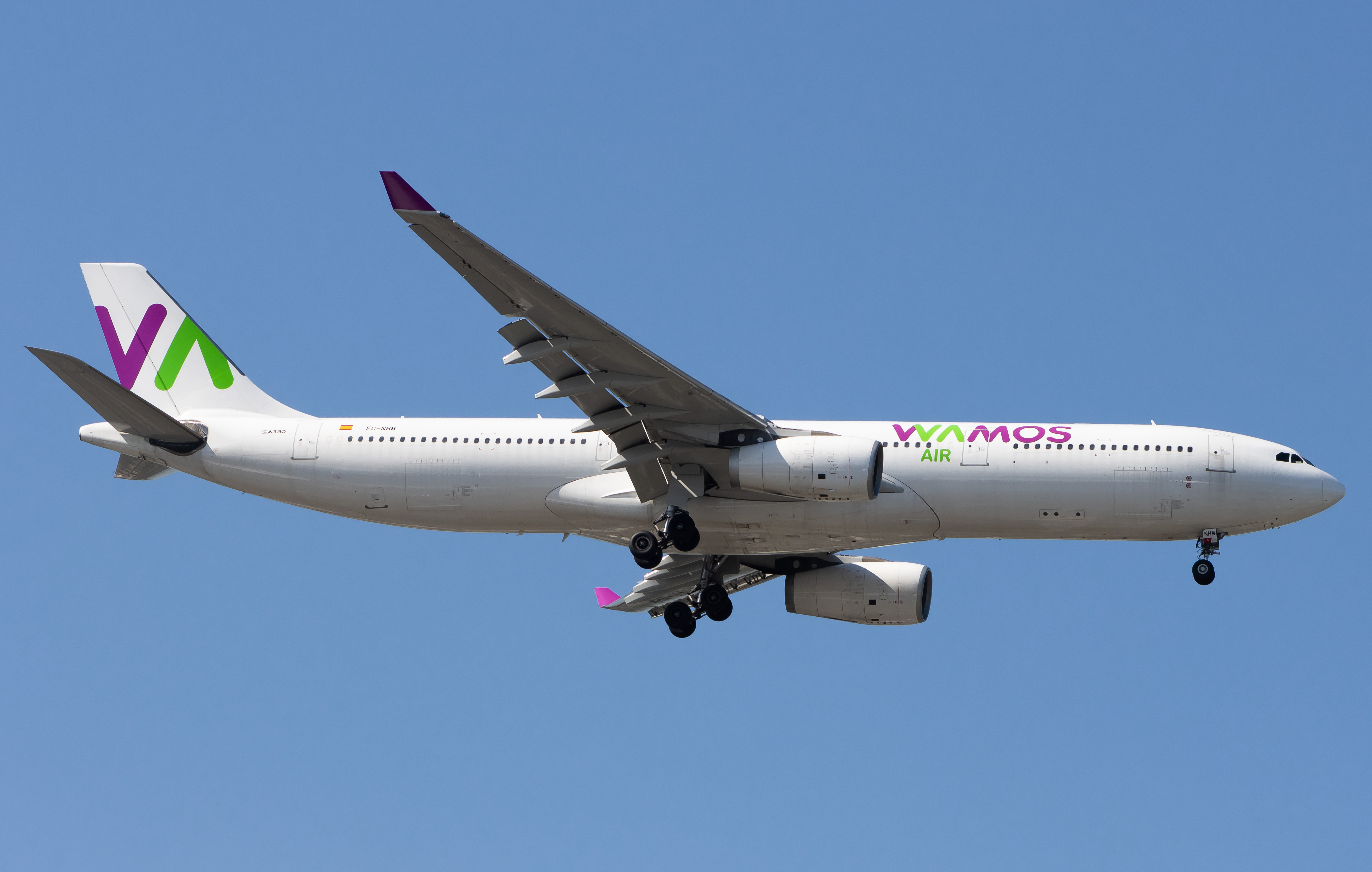 Full size: Wamos Air Airbus A330-300 EC-NHM at John F. Kennedy International Airport