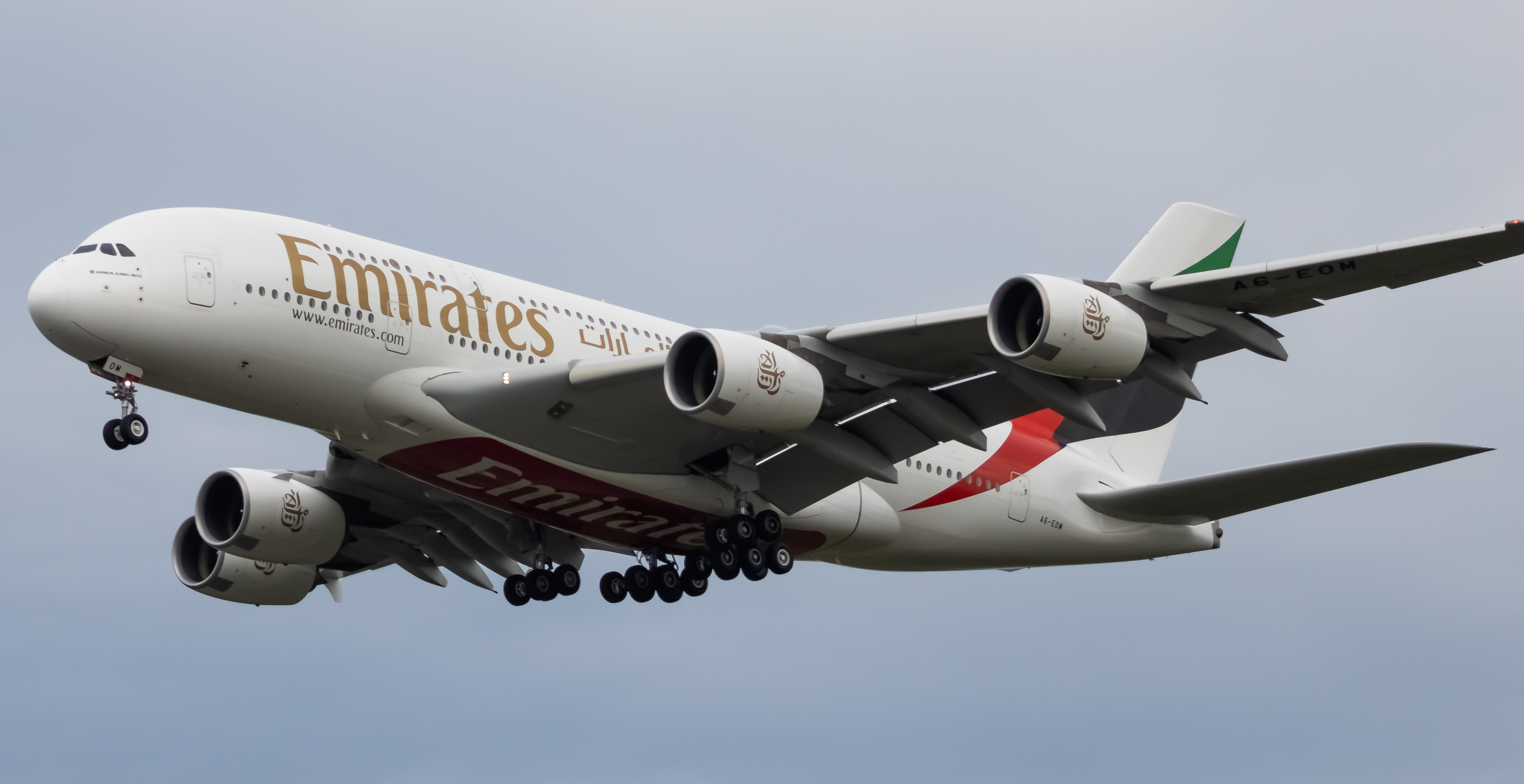 Full size: Emirates Airbus A380-800 A6-EOM at Washington Dulles International Airport