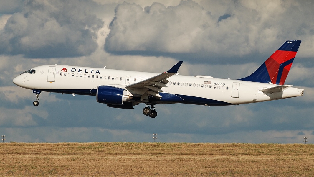 Full size: Delta Airlines Airbus A220-300 N311DU at Dallas-Fort Worth International Airport