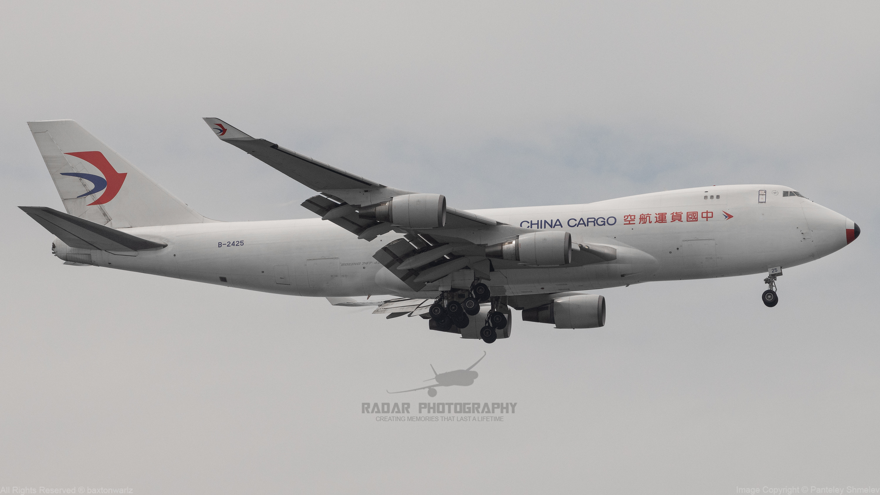 Full size: China Eastern Cargo Boeing 747-400F B-2425 at Singapore-Changi Airport
