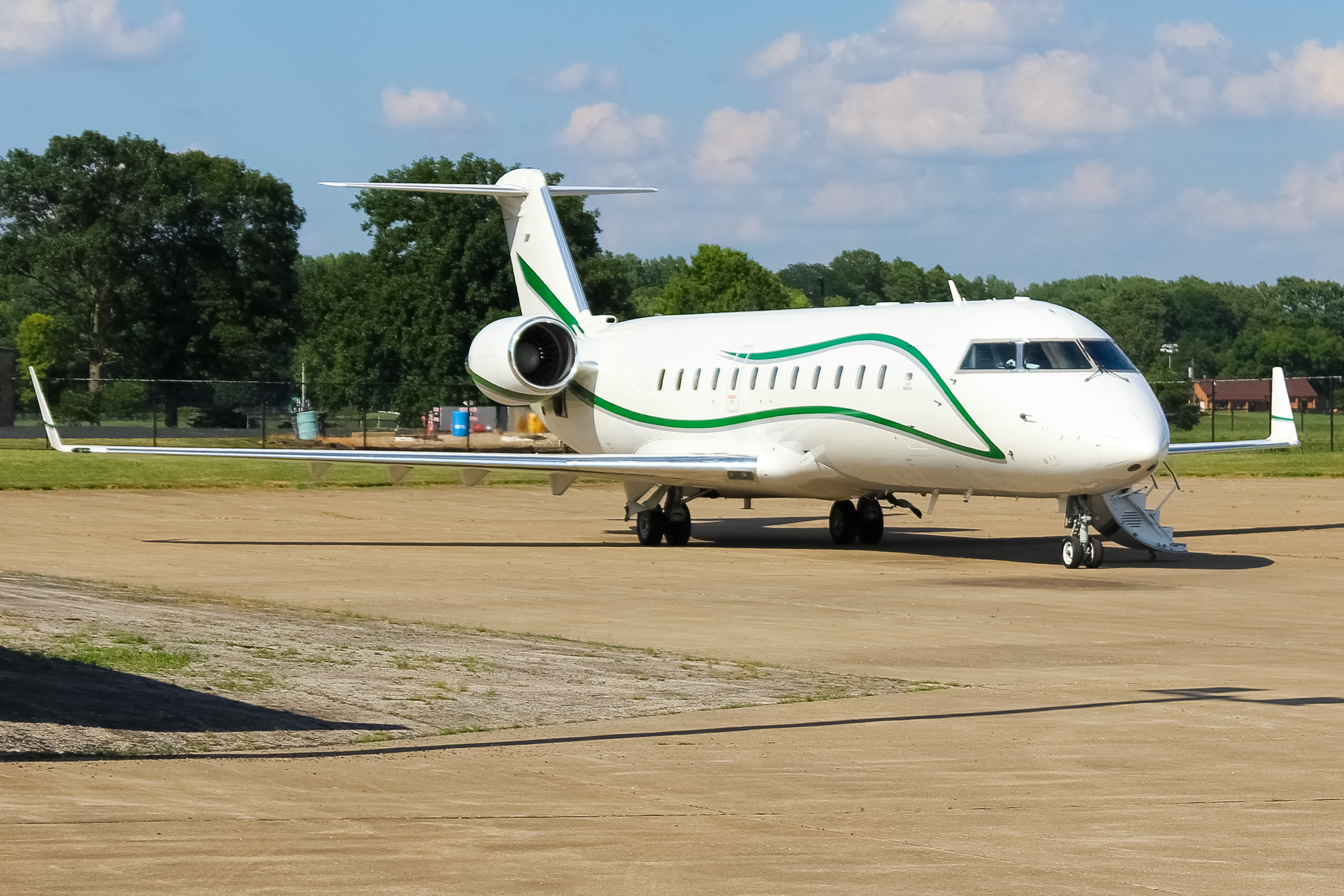 Full size: PRIVATE  Mitsubishi CRJ-100 N719AV at Cincinnati Municipal Airport/Lunken Field