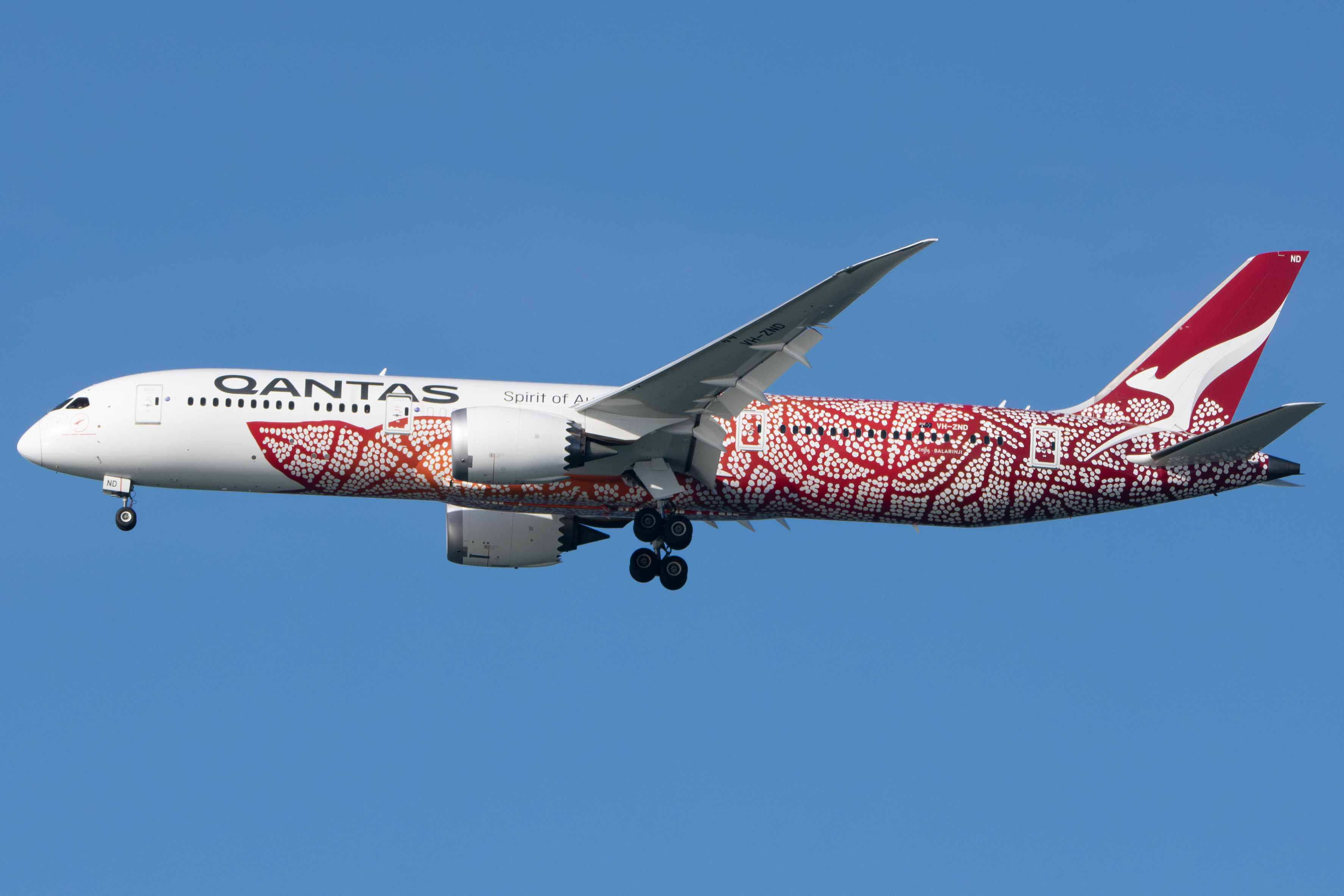 Full size: Qantas Airways Boeing 787-9 VH-ZND at San Francisco International Airport