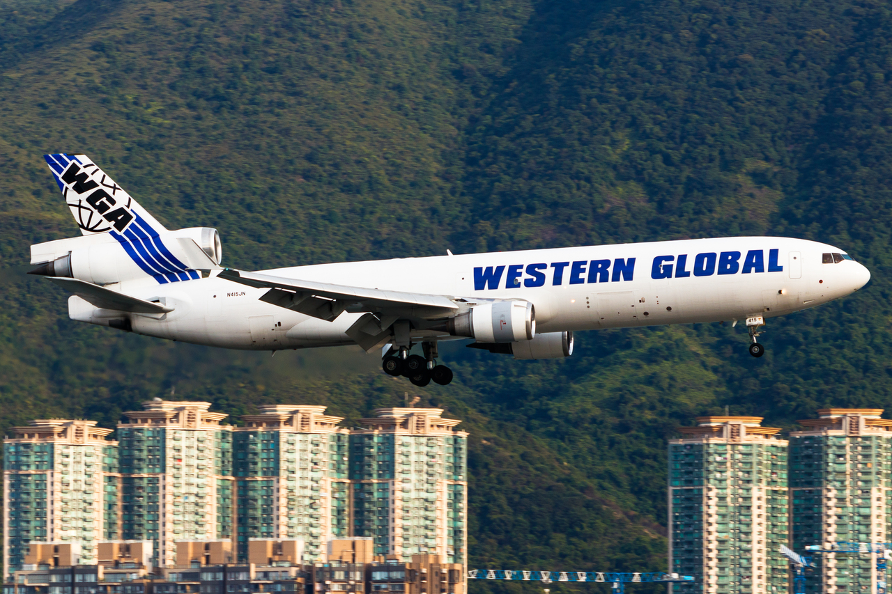 Full size: Western Global Airlines McDonnell Douglas MD-11F N415JN at Hong Kong International Airport