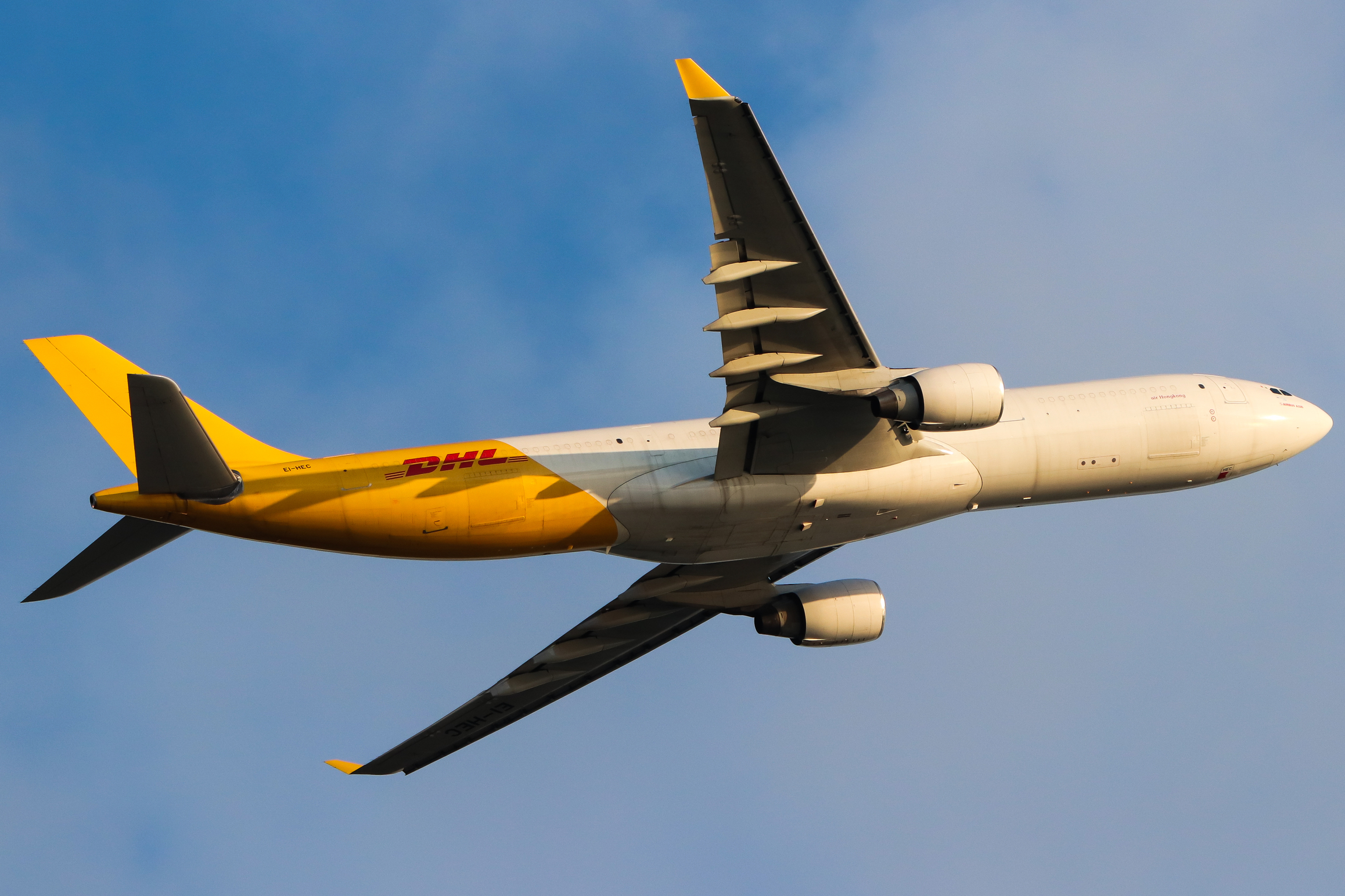 Full size: ASL Airlines Airbus A330-300F EI-HEC at Hong Kong International Airport