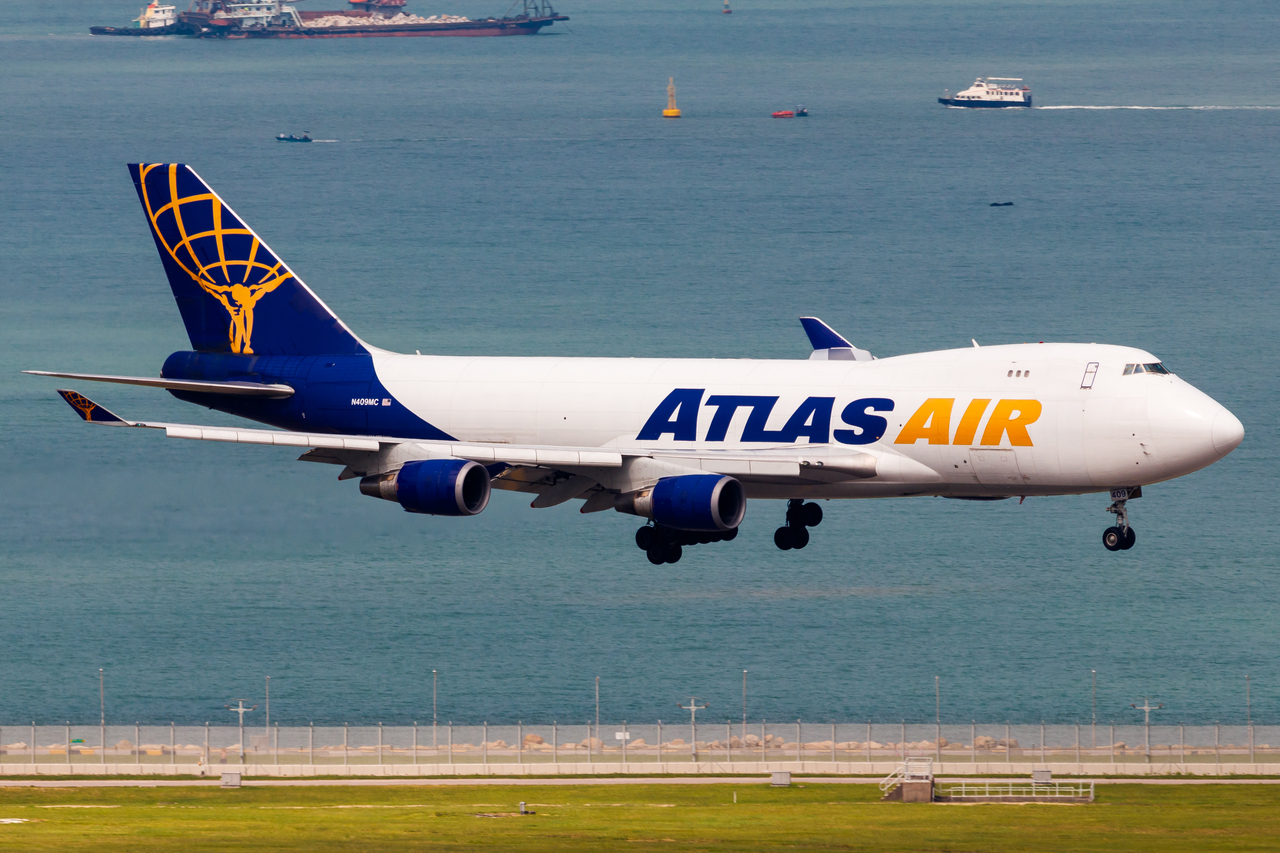 Full size: Atlas Air  Boeing 747-400F N409MC at Hong Kong International Airport