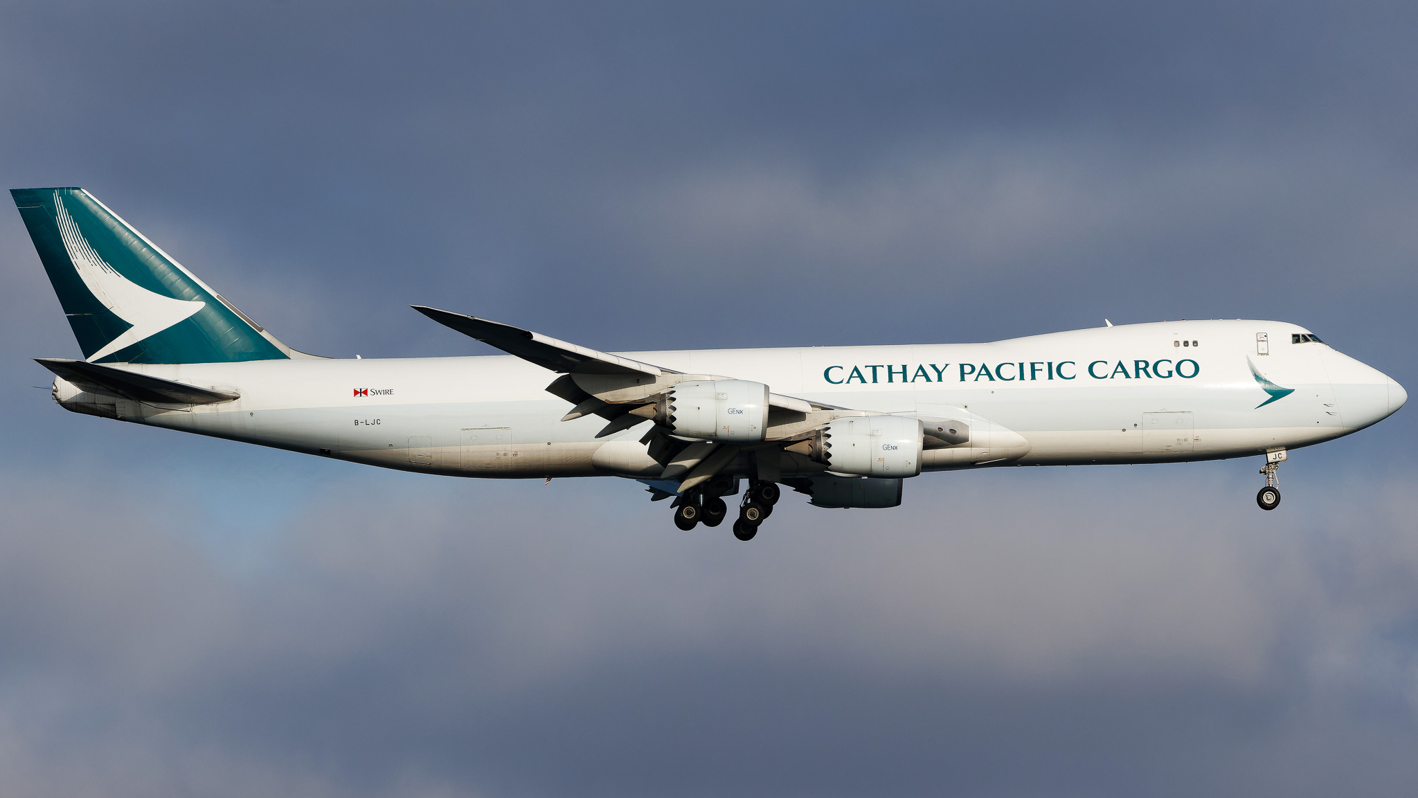 Full size: Cathay Pacific Cargo Boeing 747-8F B-LJC at John F. Kennedy International Airport