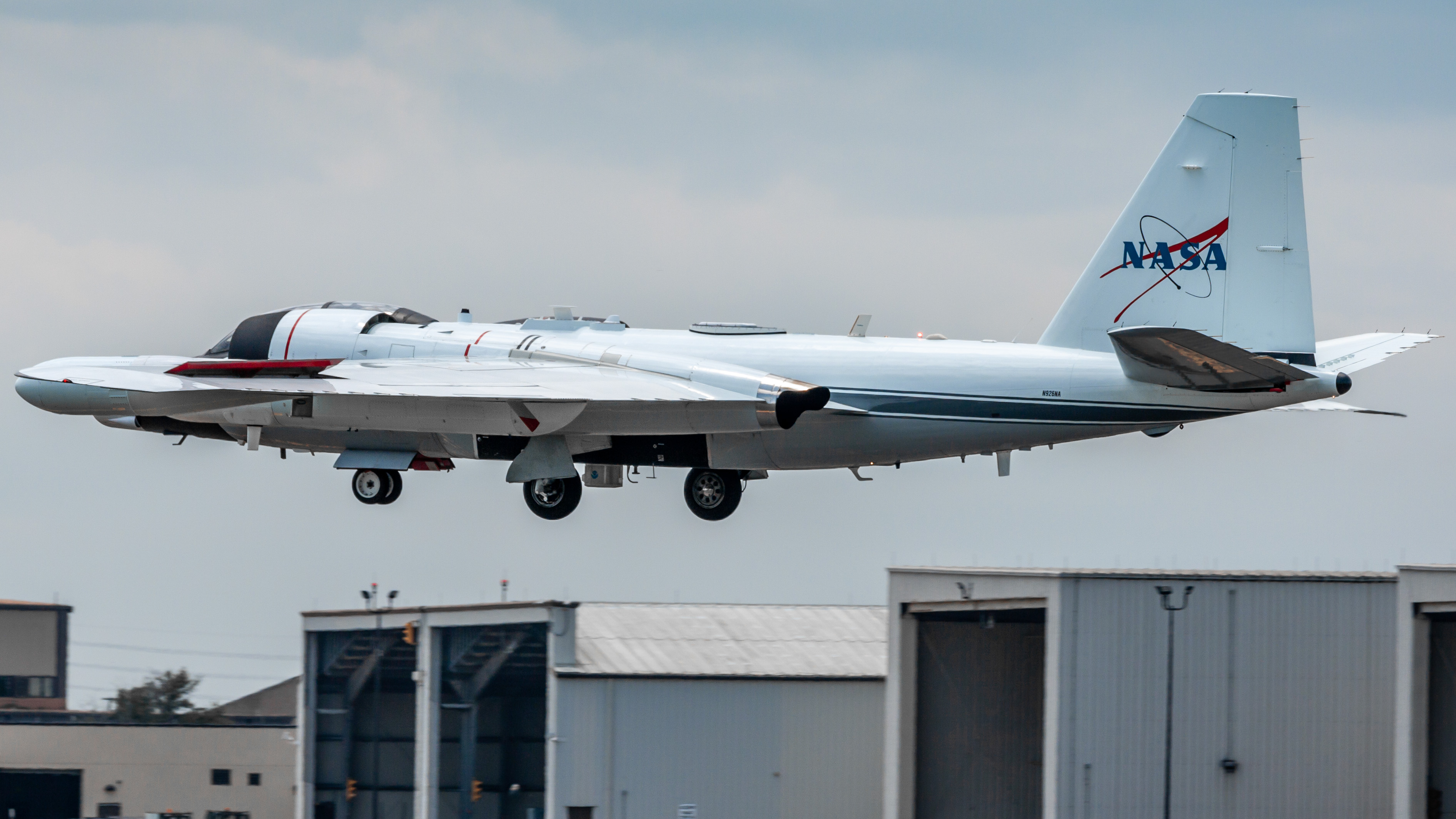 Full size: NASA Martin WB-57 Canberra N926NA at Ellington Airport