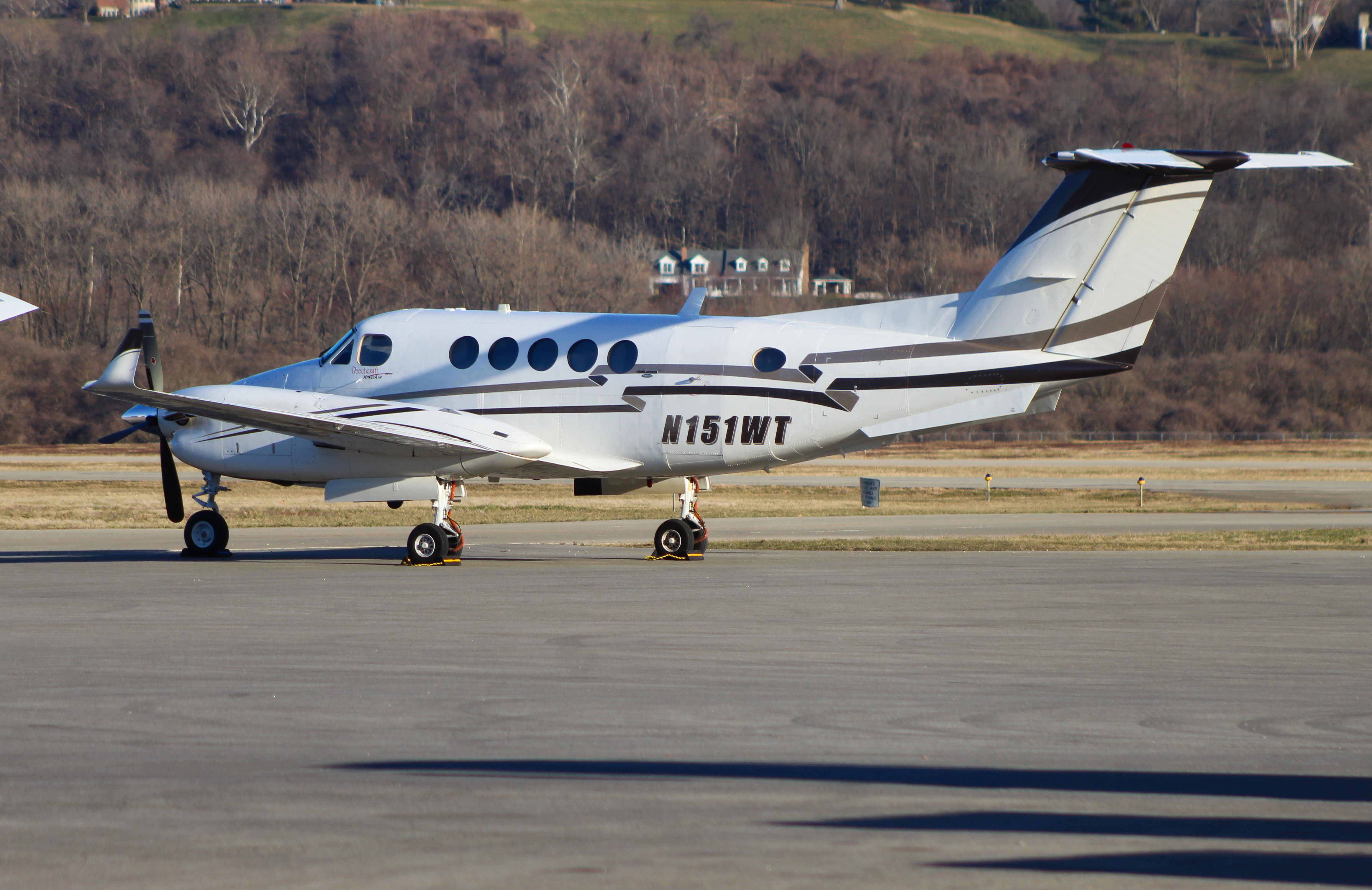 Full size: PRIVATE Beechcraft B200 N151WT at Cincinnati Municipal Airport/Lunken Field
