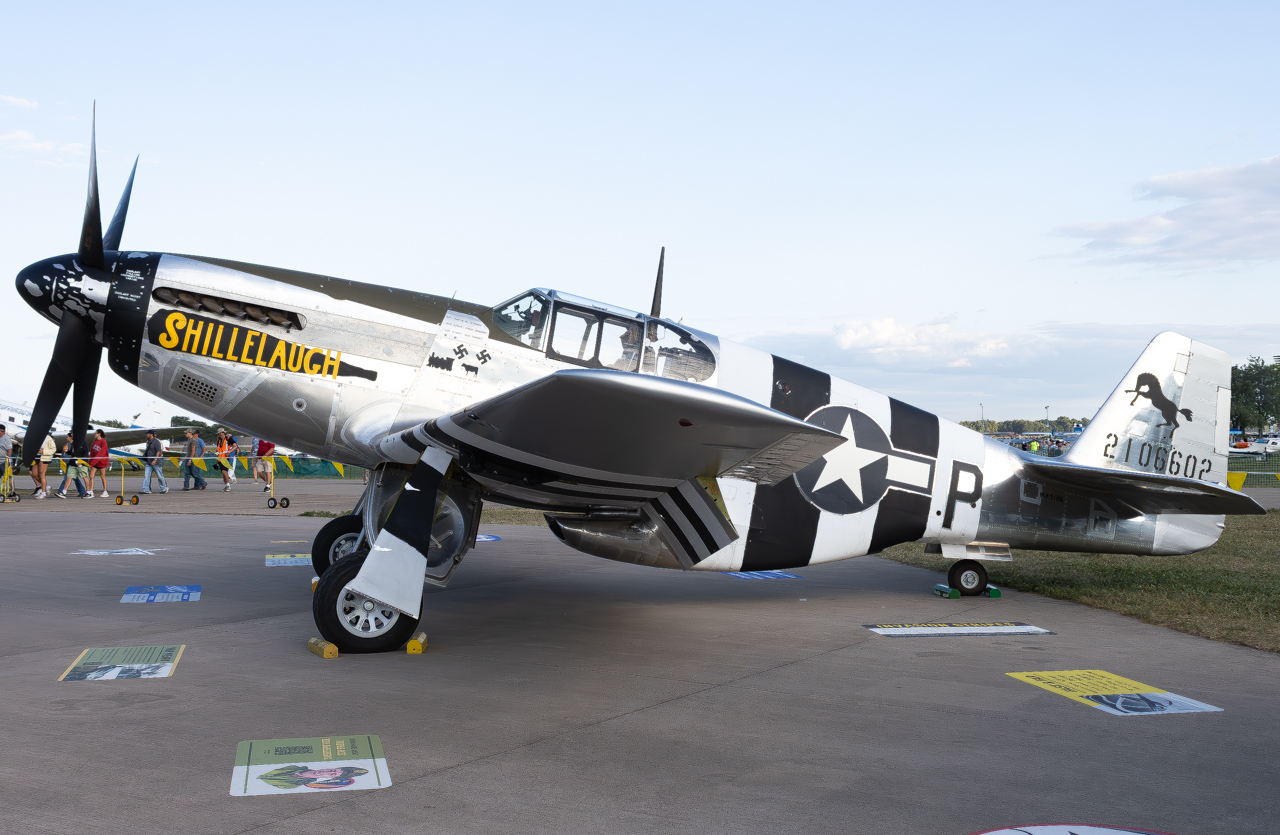 Full size: PRIVATE North American P-51 Mustang NX53BE at Wittman Regional Airport