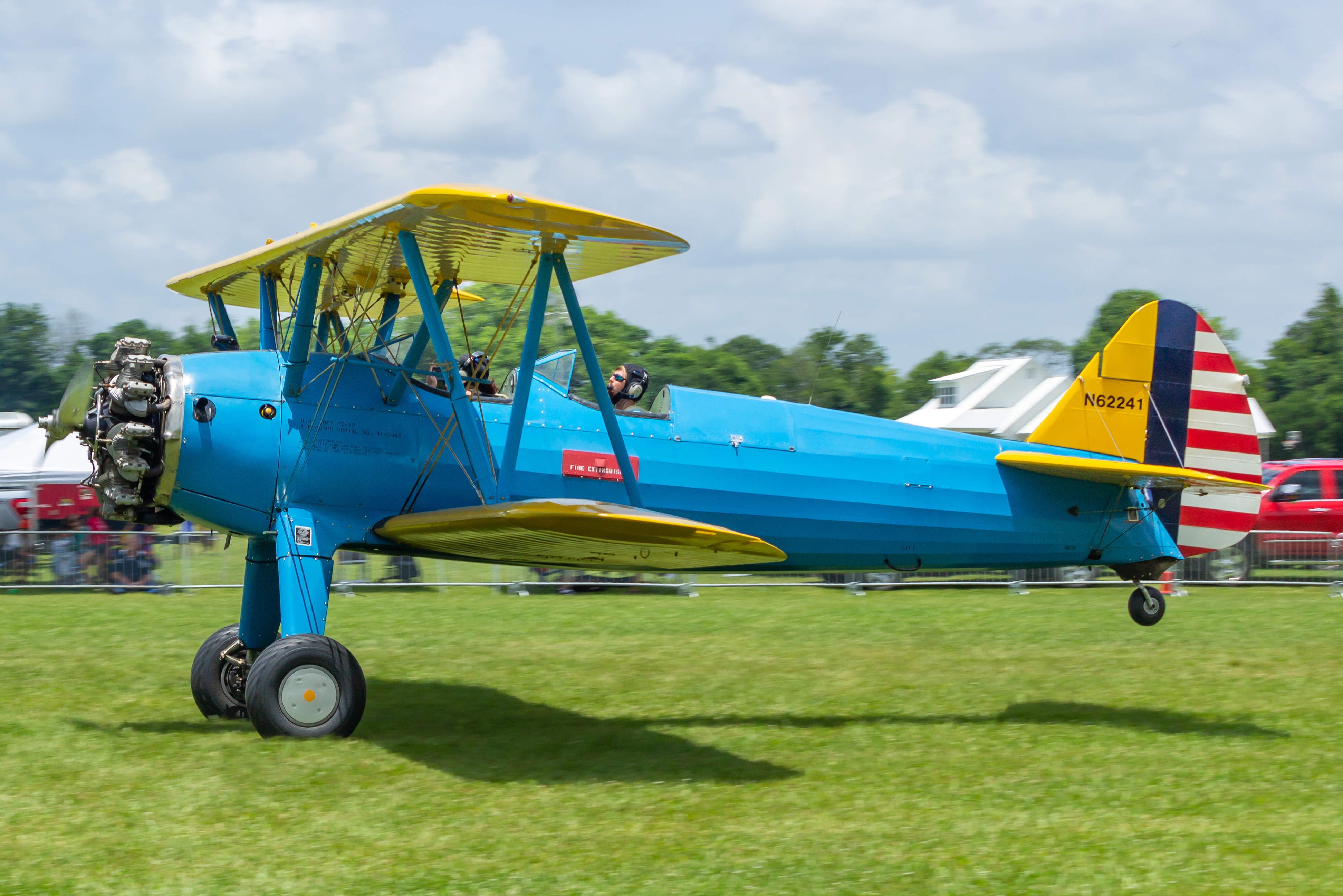 Full size: PRIVATE ST-75  N62241 at 