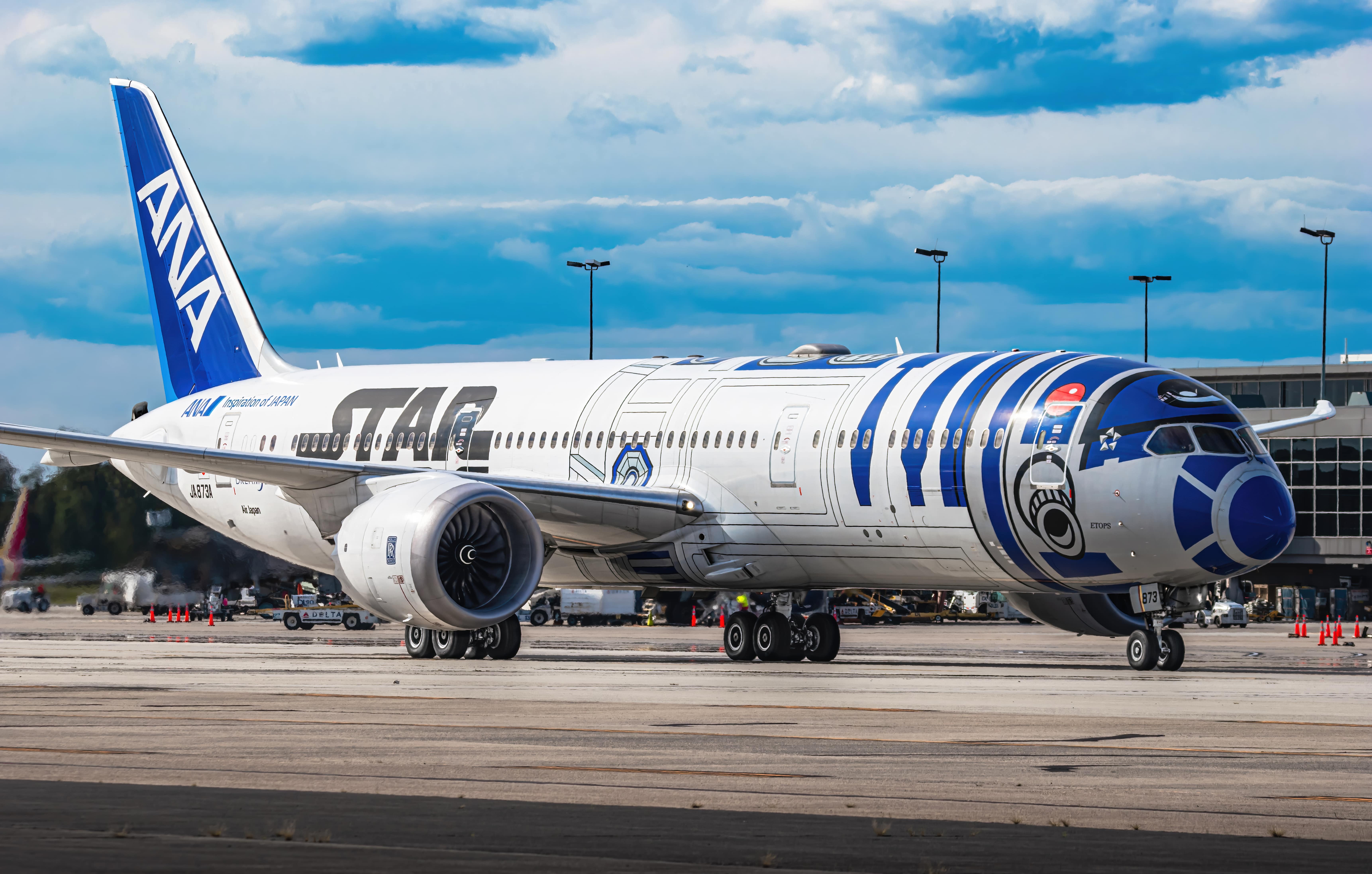 Full size: All Nippon Airways Boeing 787-9 JA873A at Washington Dulles International Airport