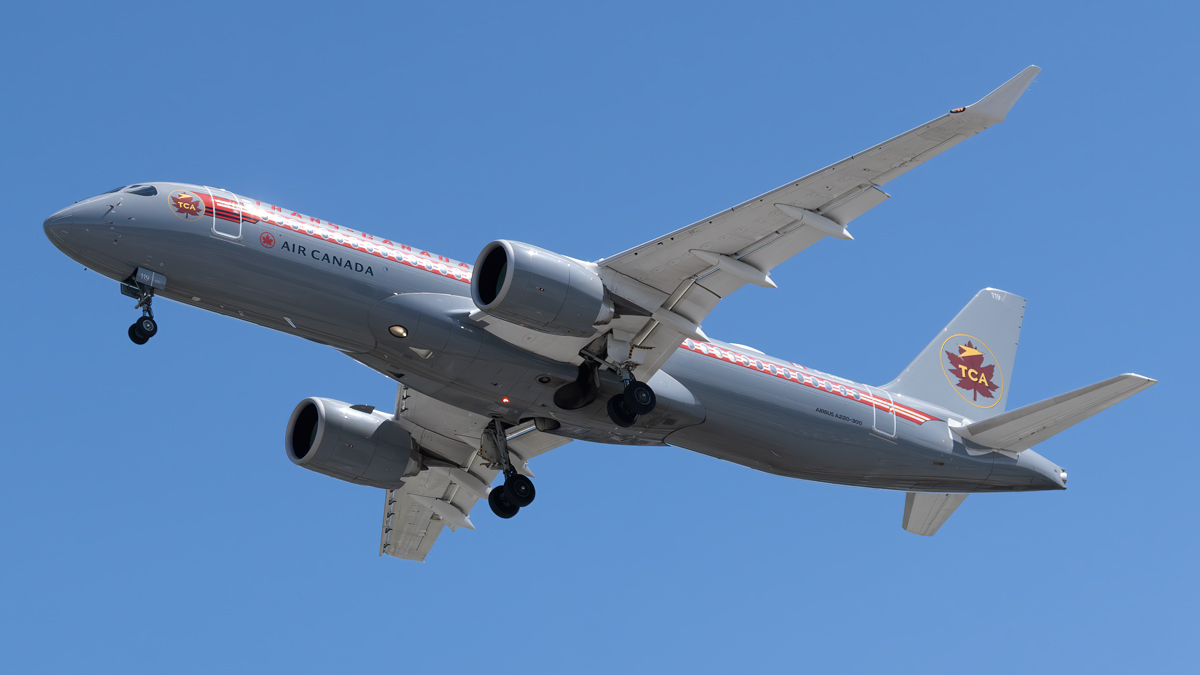 Full size: Air Canada Airbus A220-300 C-GNBN at Vancouver International Airport