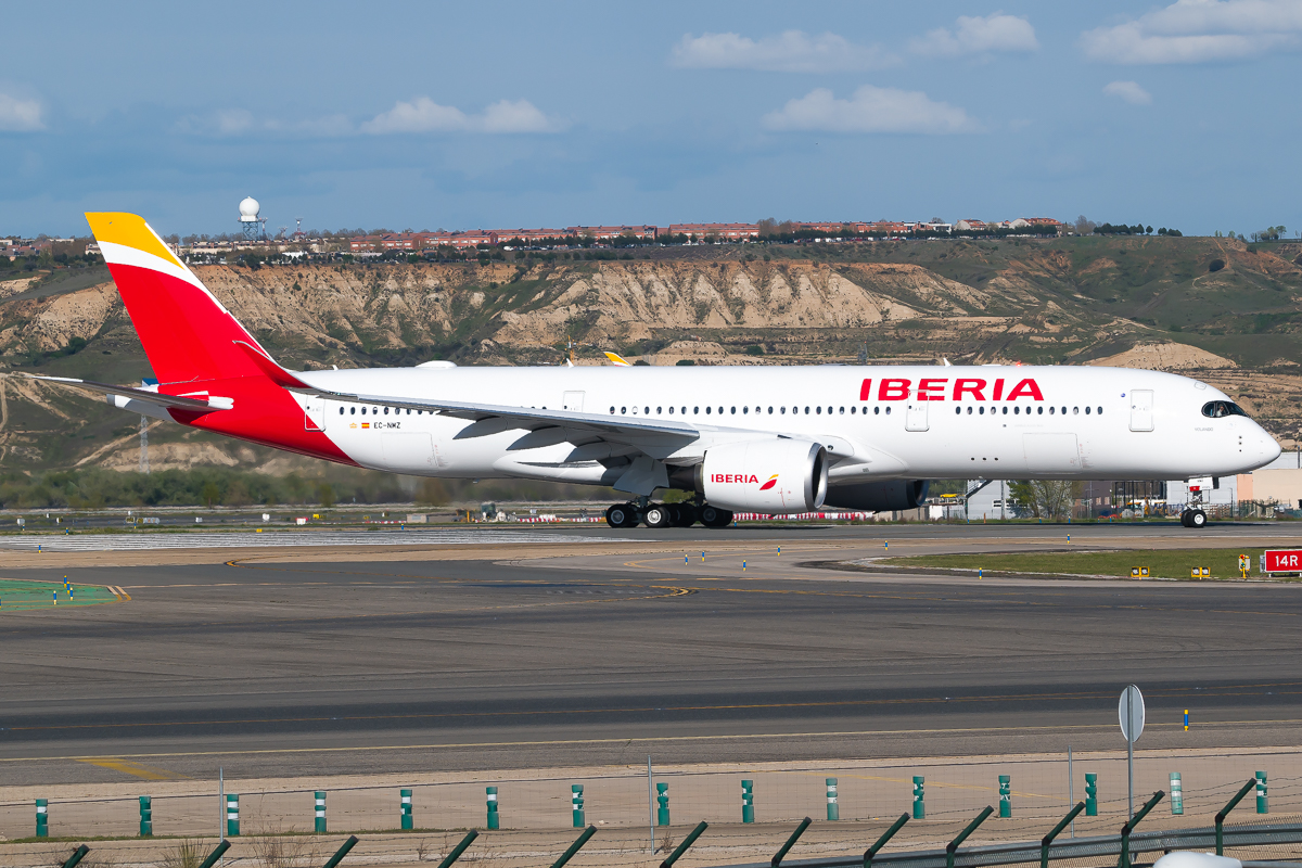 Full size: Iberia Airbus A350-900 EC-NMZ at Madrid Barajas Airport