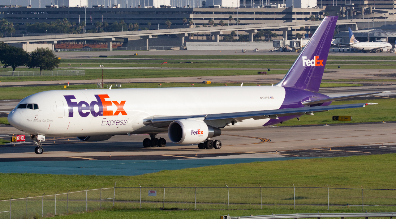 Full size: FedEx Boeing 767-300F N126FE at Tampa International Airport