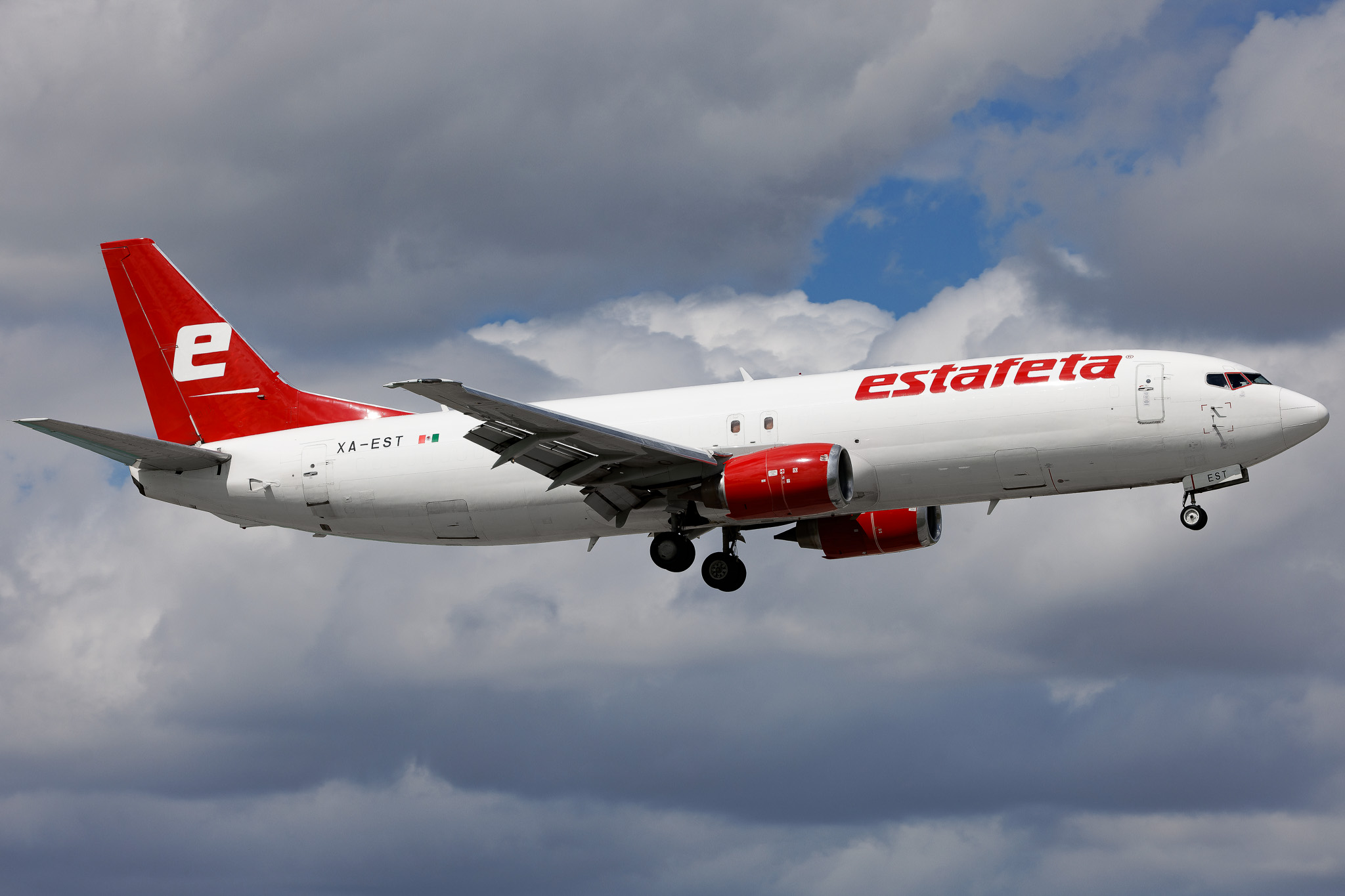Full size: Estafeta Carga Aerea Boeing 737-400F XA-EST at Miami International Airport