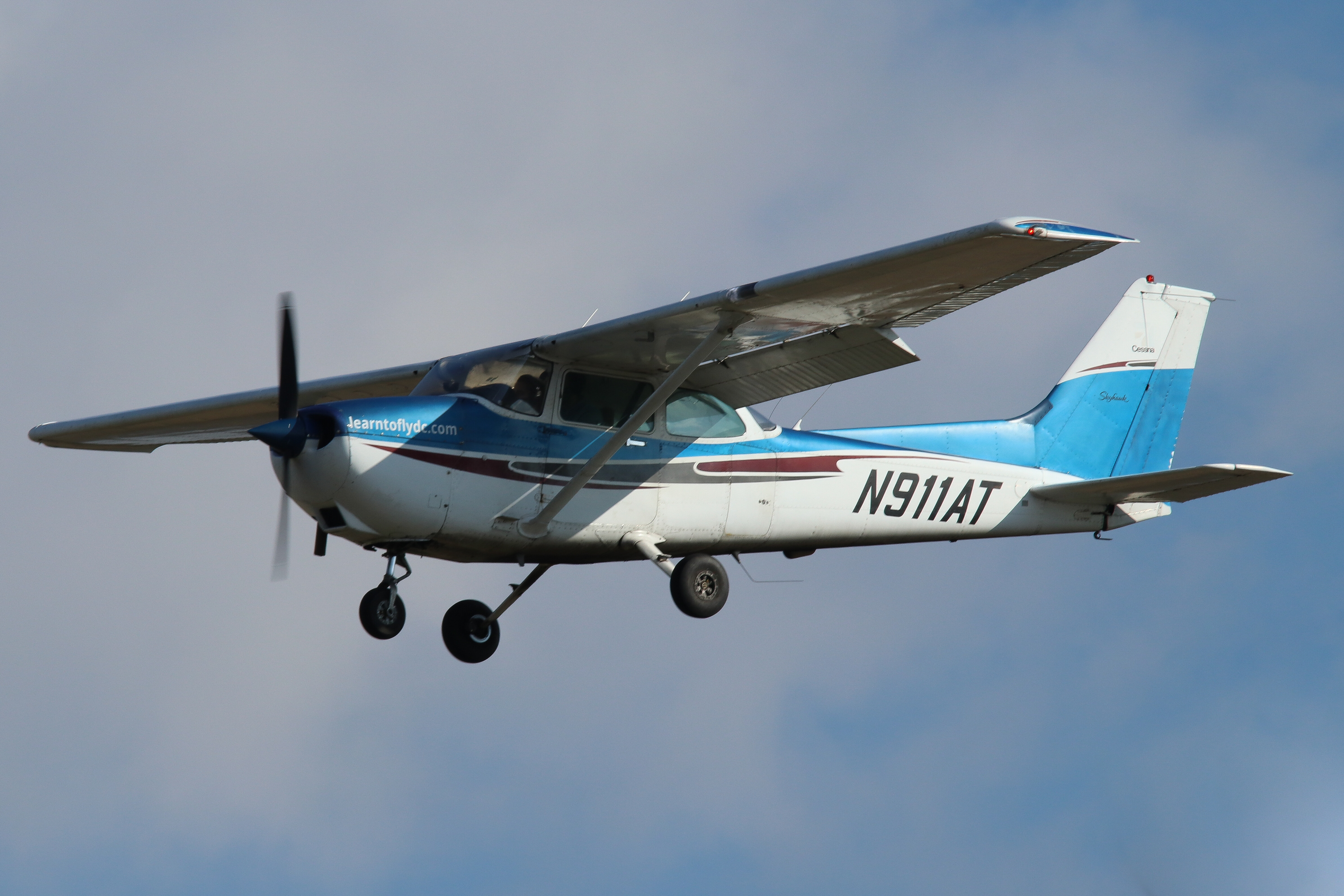 Full size: PRIVATE Cessna 172  N911AT at Carroll County Regional Airport/Jack B Poage Field