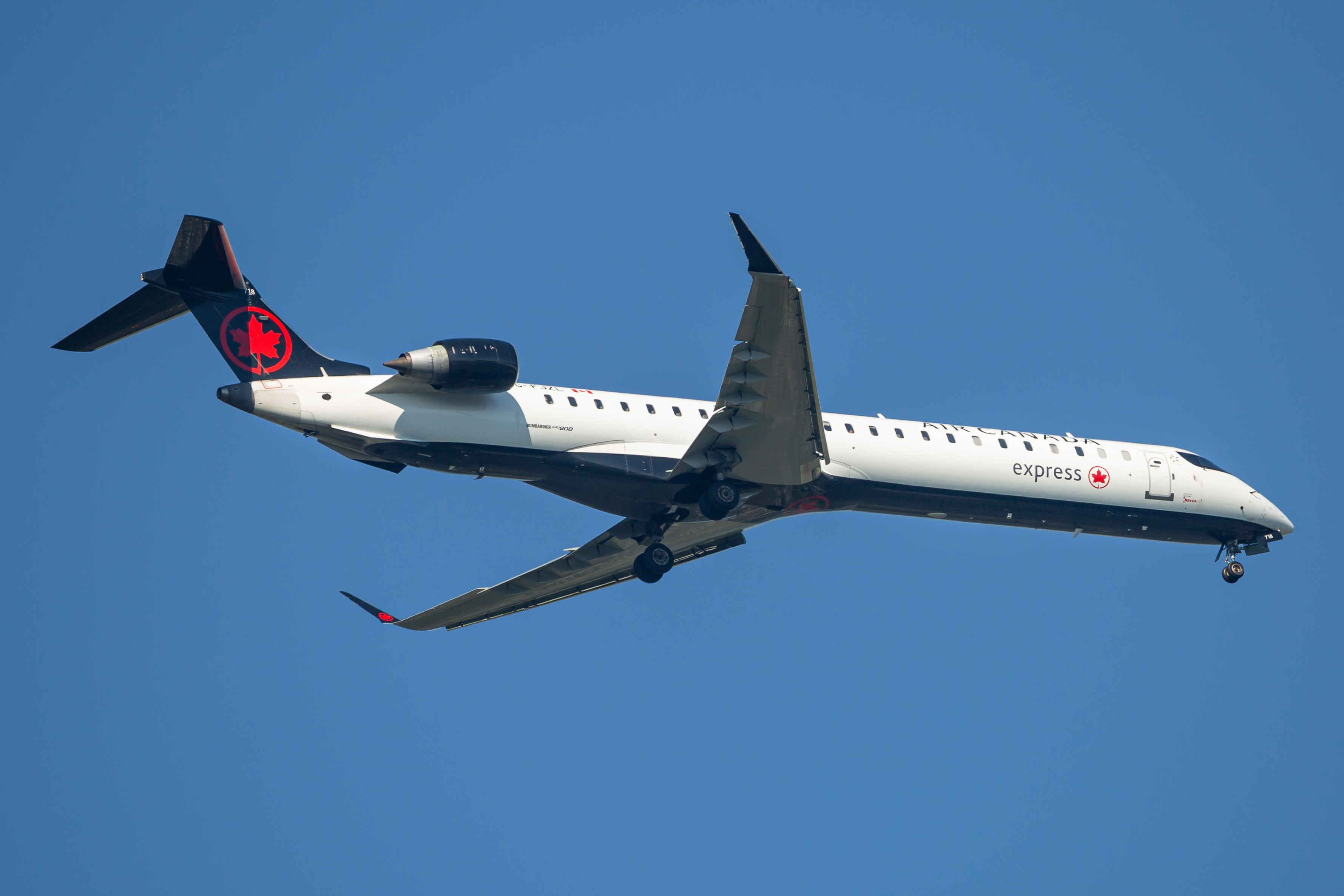Full size: Air Canada Mitsubishi CRJ-900 C-FJZL at Baltimore/Washington International Thurgood Marshall Airport