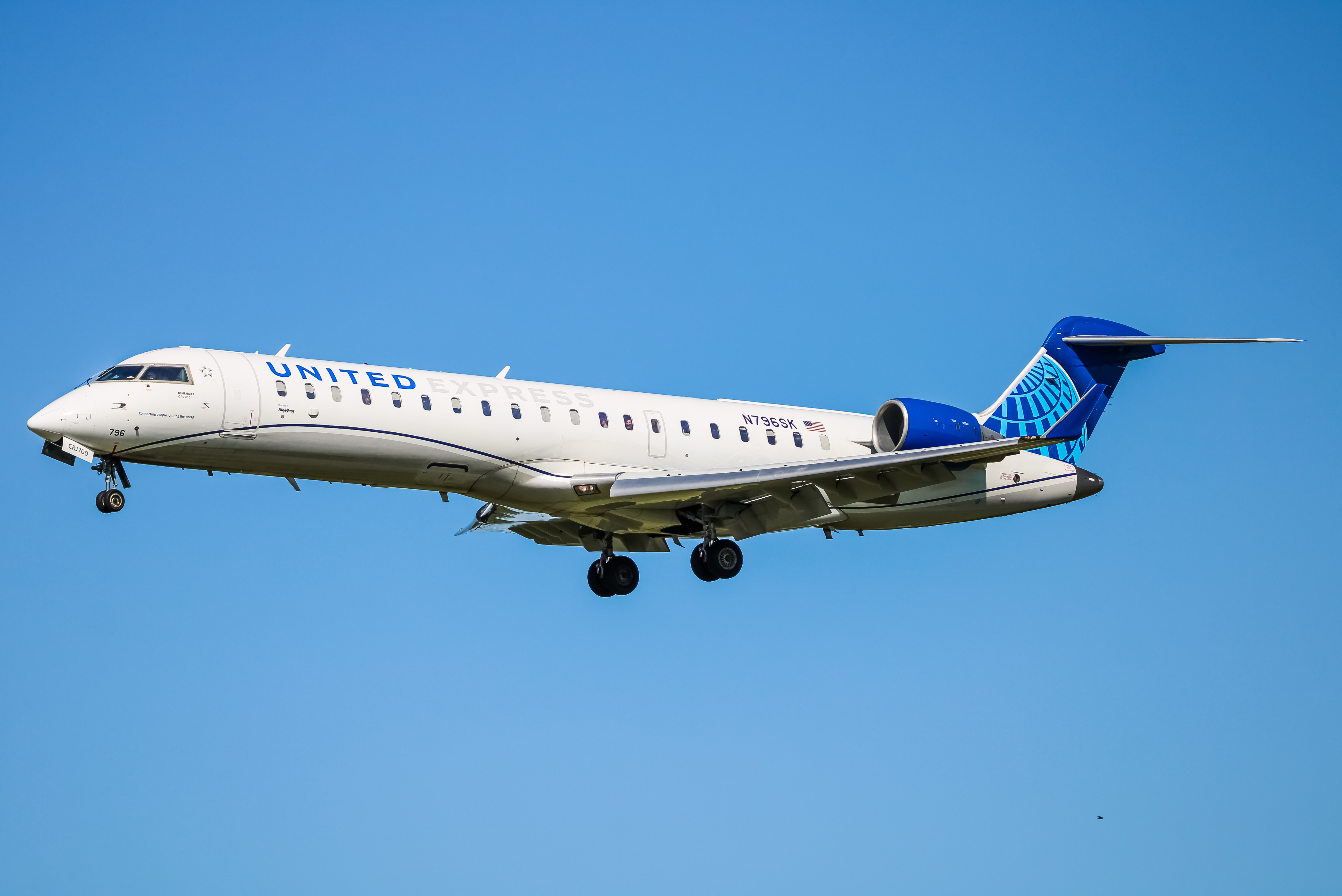 Full size: United Express Bombardier CRJ-700 N796SK at Baltimore/Washington International Thurgood Marshall Airport