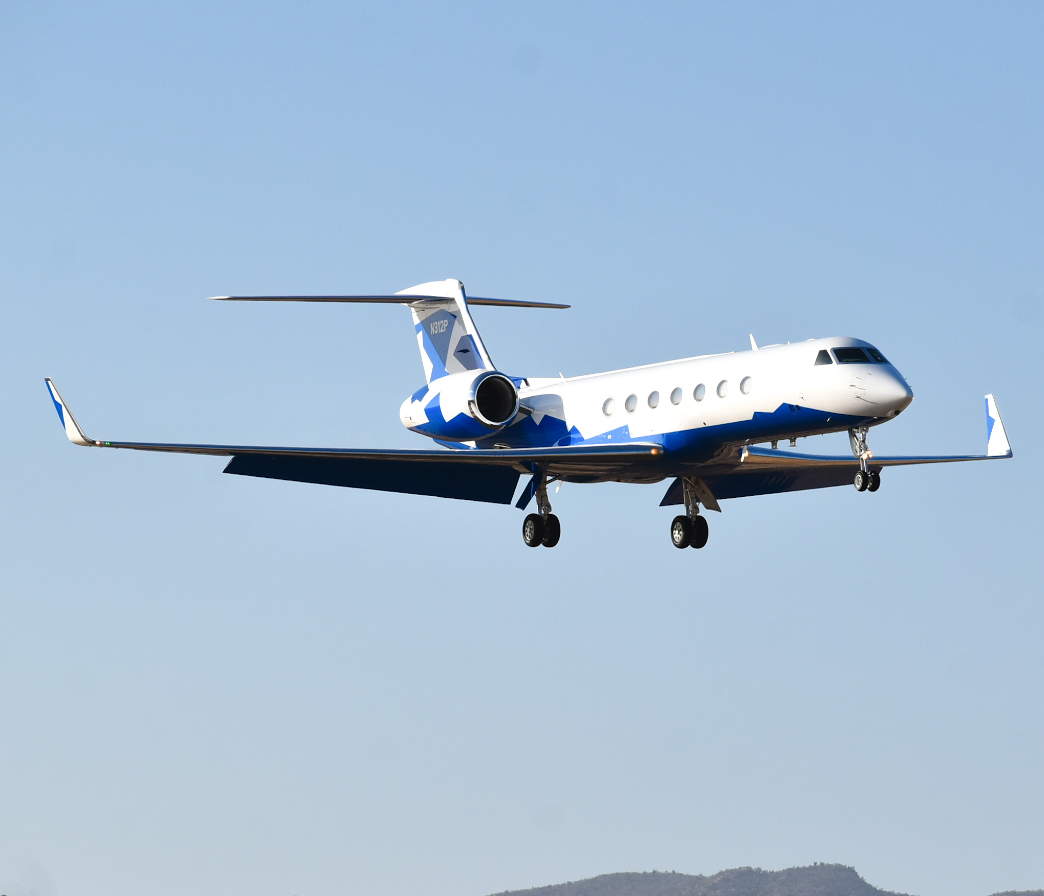Full size: PRIVATE Gulfstream G550 N312P at Aeropuerto de Cabo San Lucas Internacional