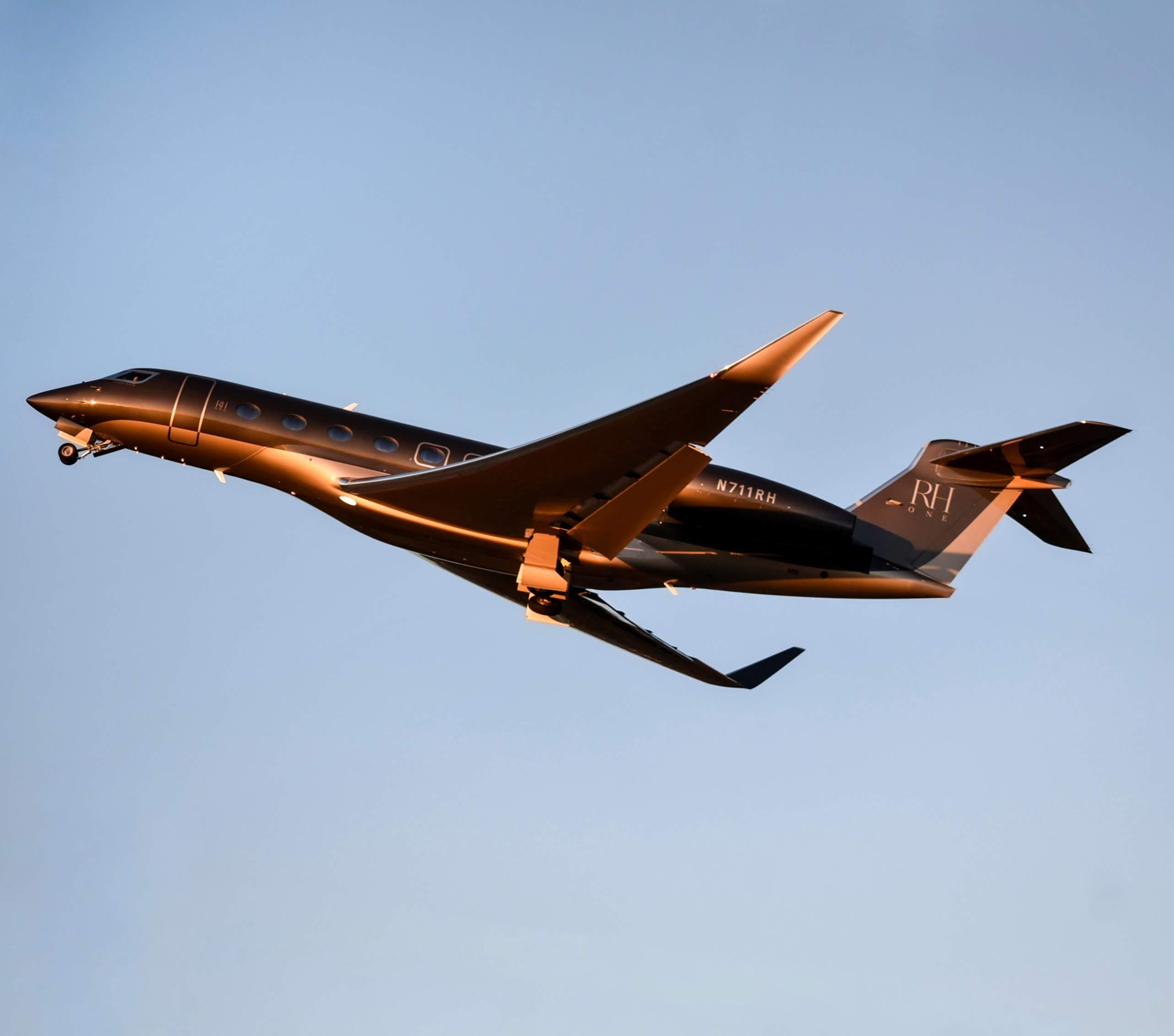Full size: PRIVATE Gulfstream G650 N711RH at Aeropuerto de Cabo San Lucas Internacional