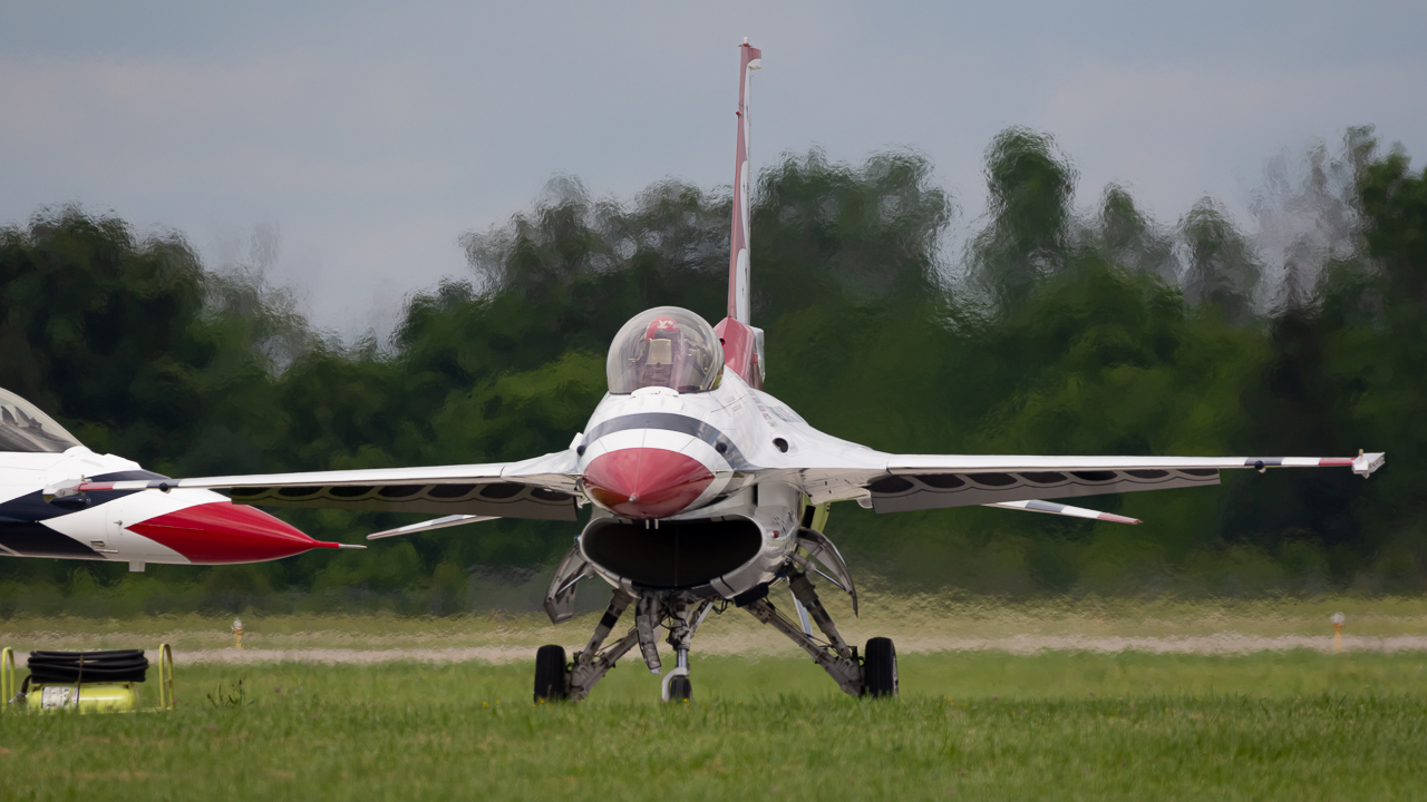 Full size: USAF - United States Air Force General Dynamics F-16 Fighting Falcon N/A at James M Cox Dayton International Airport