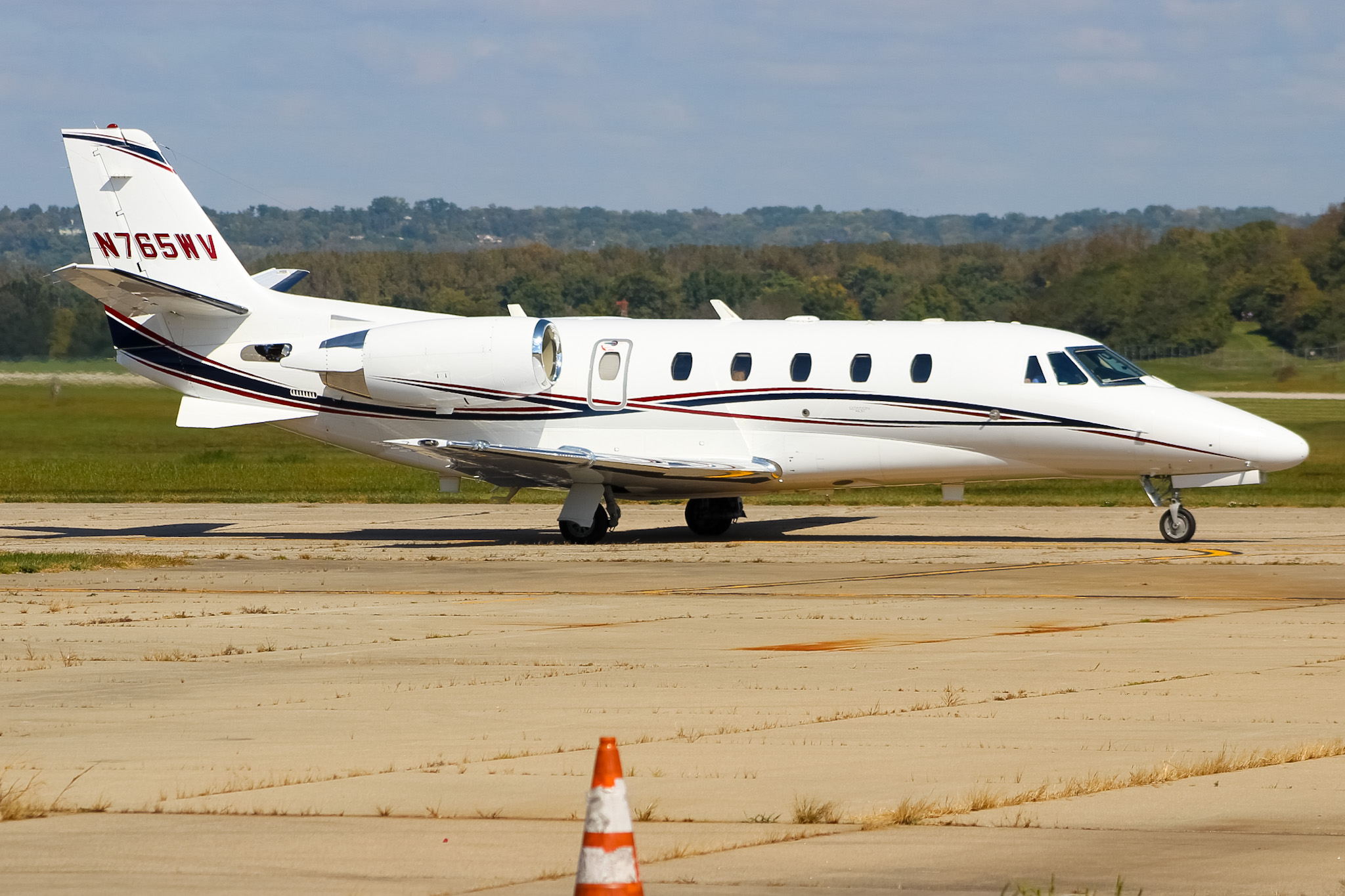 Full size: PRIVATE  Cessna Citation 560XL Excel N765WV at Cincinnati Municipal Airport/Lunken Field
