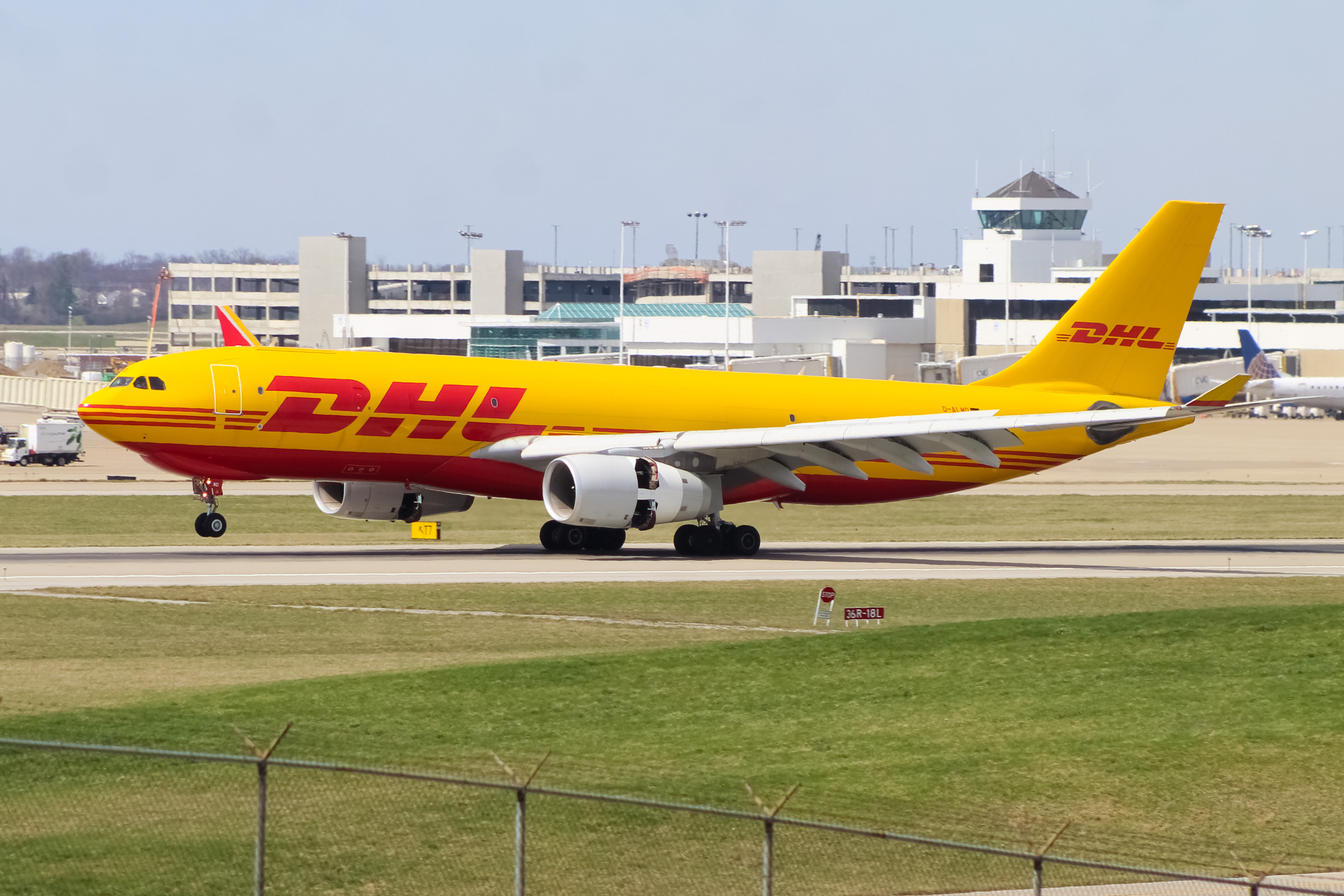 Full size: DHL Airbus A330-200F D-ALMD at Cincinnati/Northern Kentucky International Airport