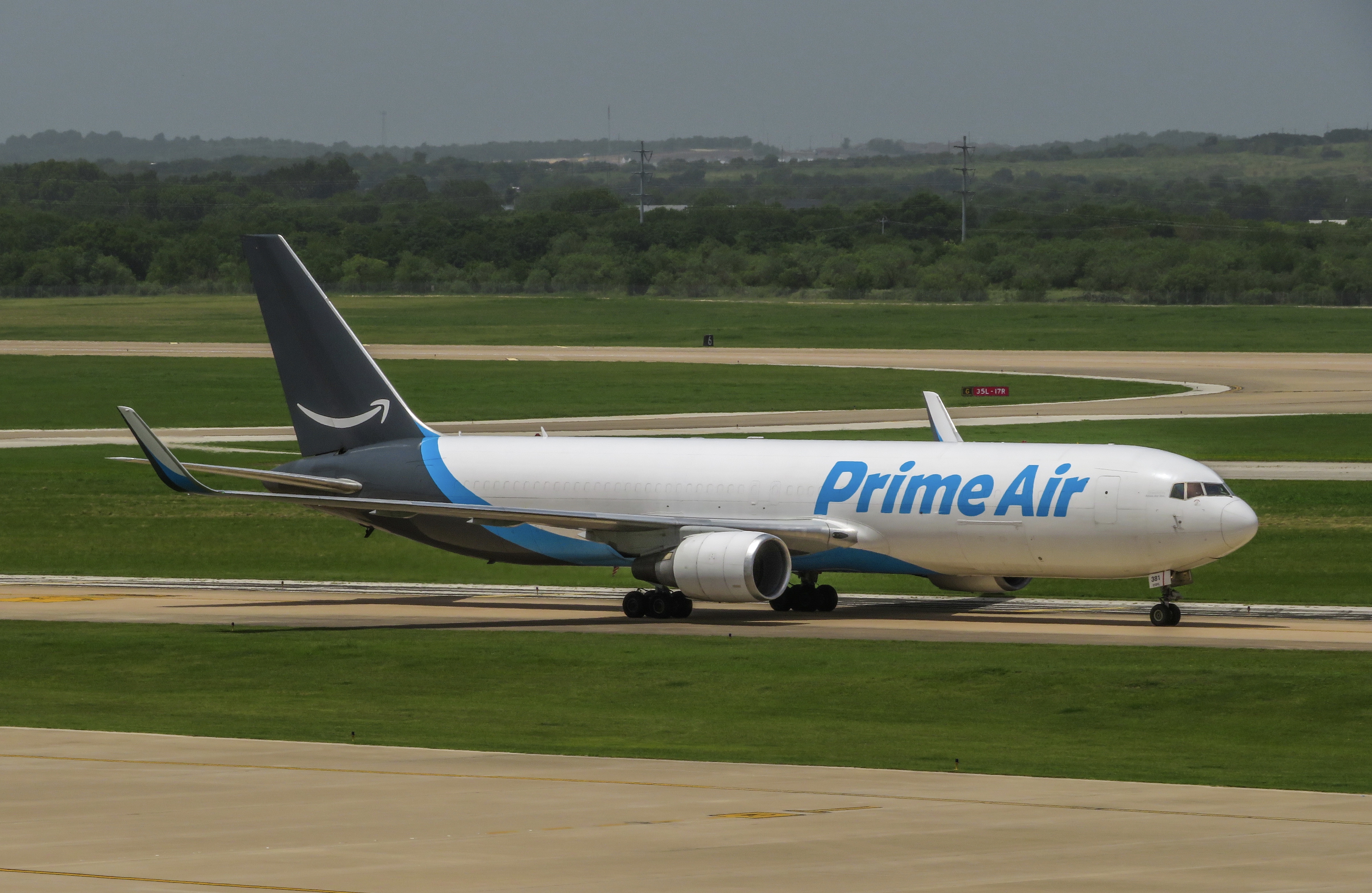 Full size: Prime Air Boeing 767-300F N1381A at Austin-Bergstrom International Airport